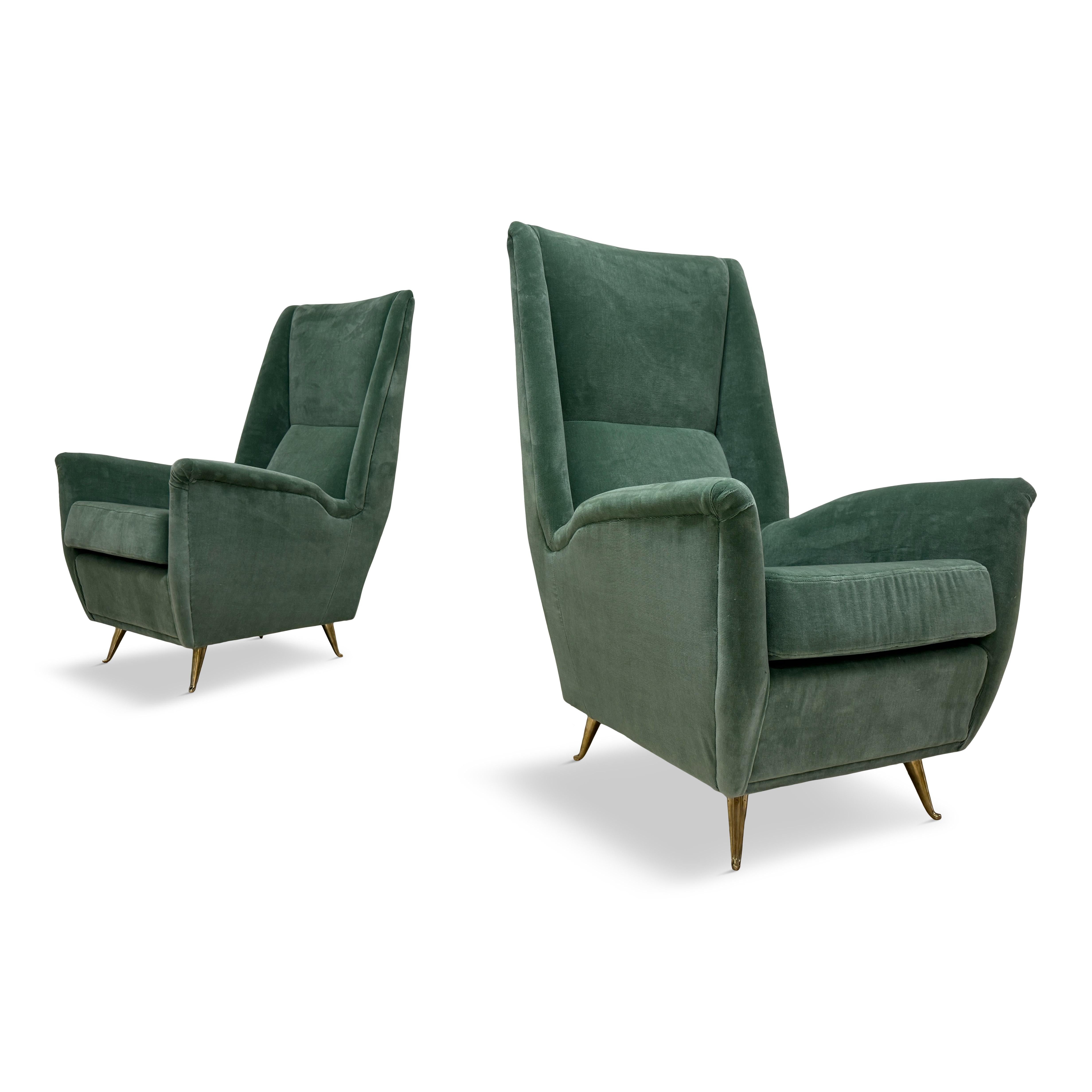 Ein Paar Contemporary Italian High-Backed Armchairs im Angebot 10
