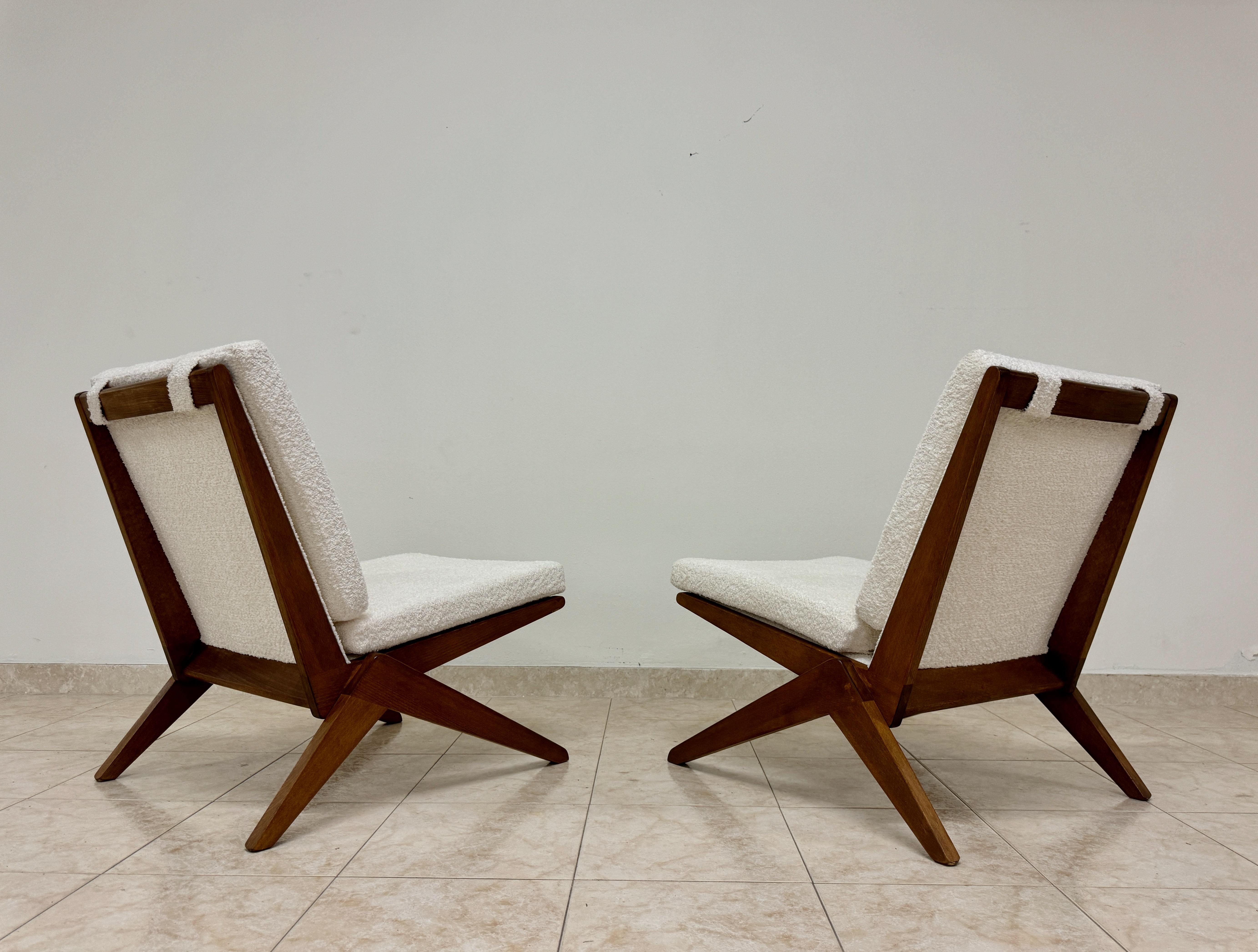 Ein Paar Contemporary Italian Scissors Lounge Chairs (21. Jahrhundert und zeitgenössisch) im Angebot
