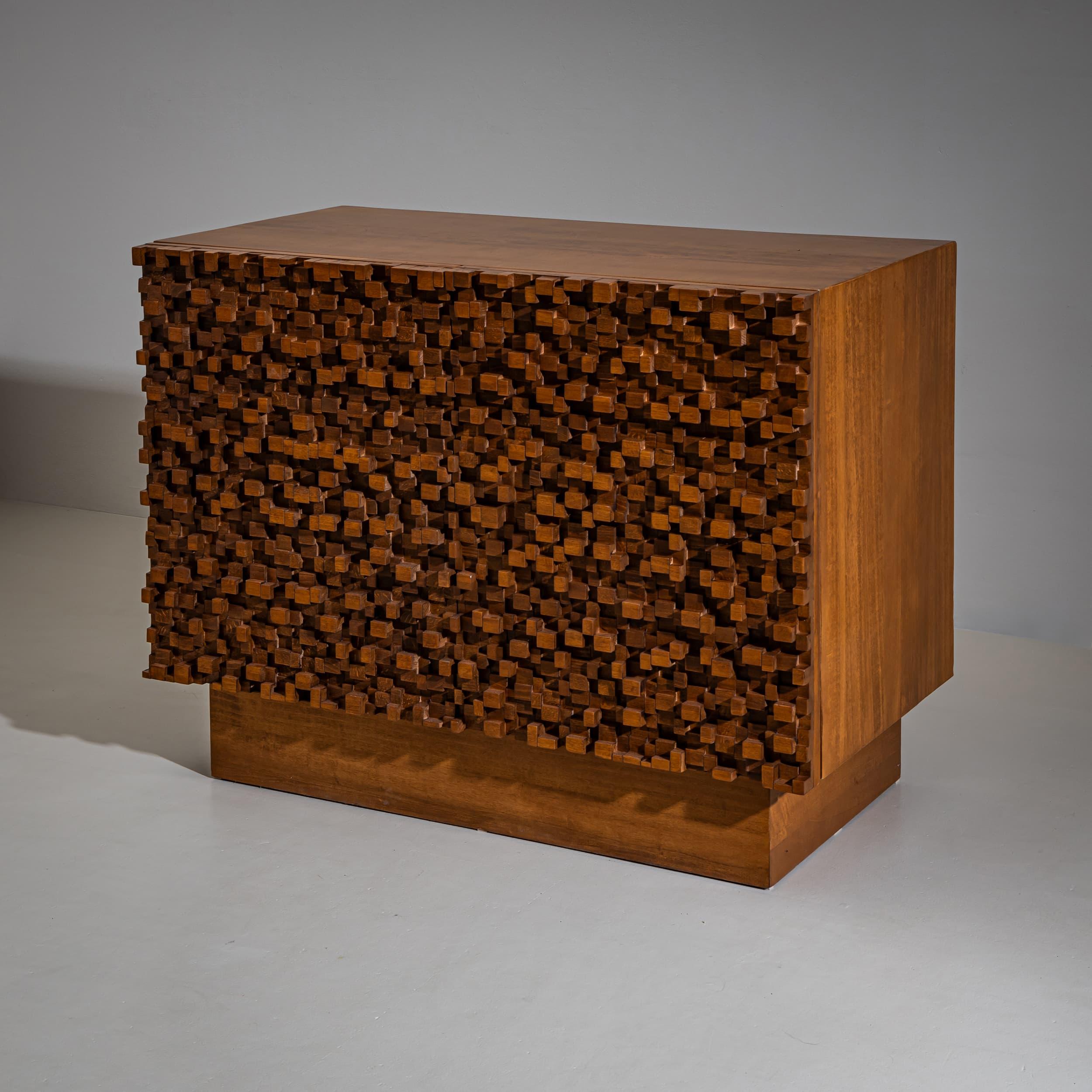 Pair of contemporary Italian Sideboards with Brutalist Surface Design For Sale 3