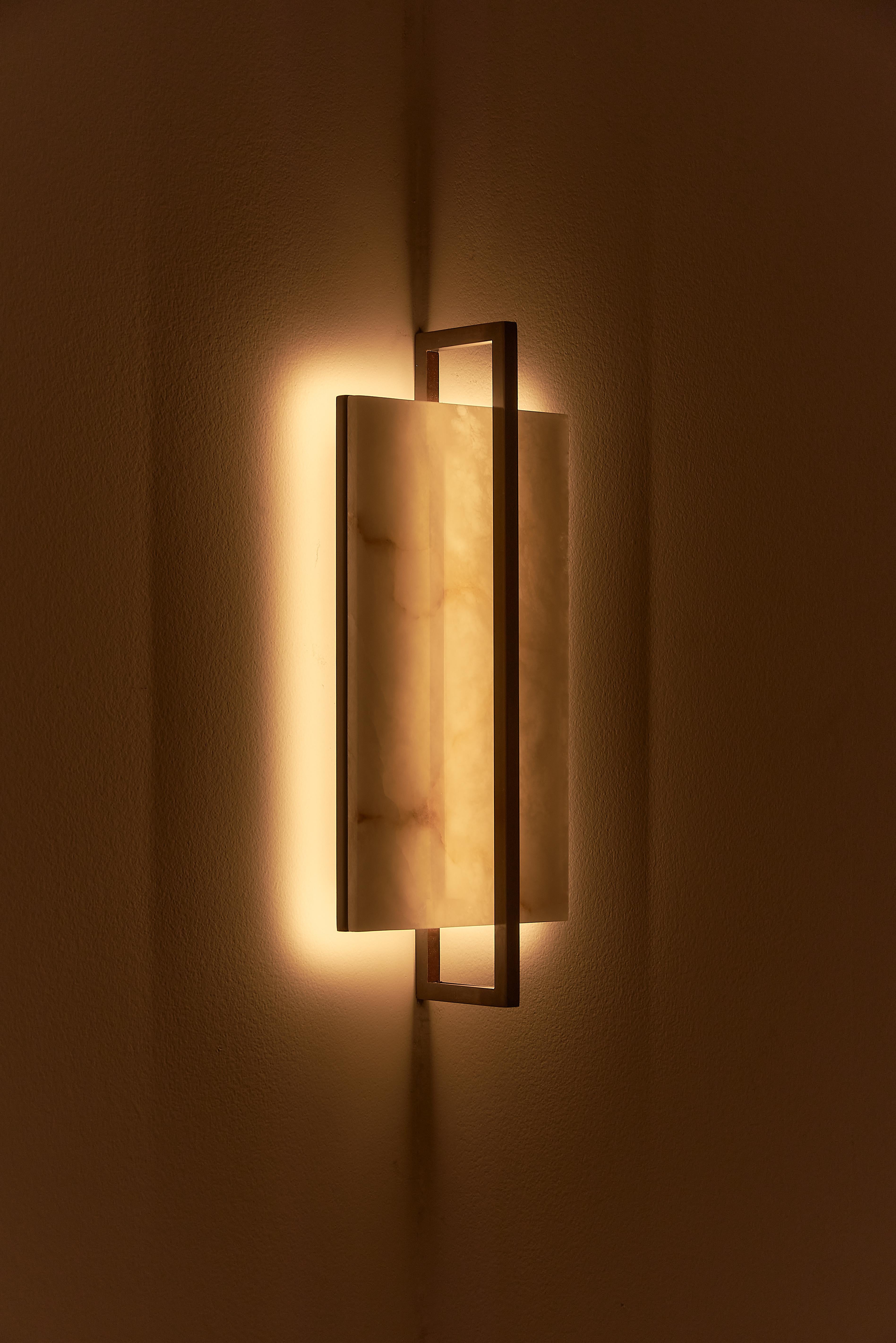 Modern Pair of Contemporary Italian wall sconce 