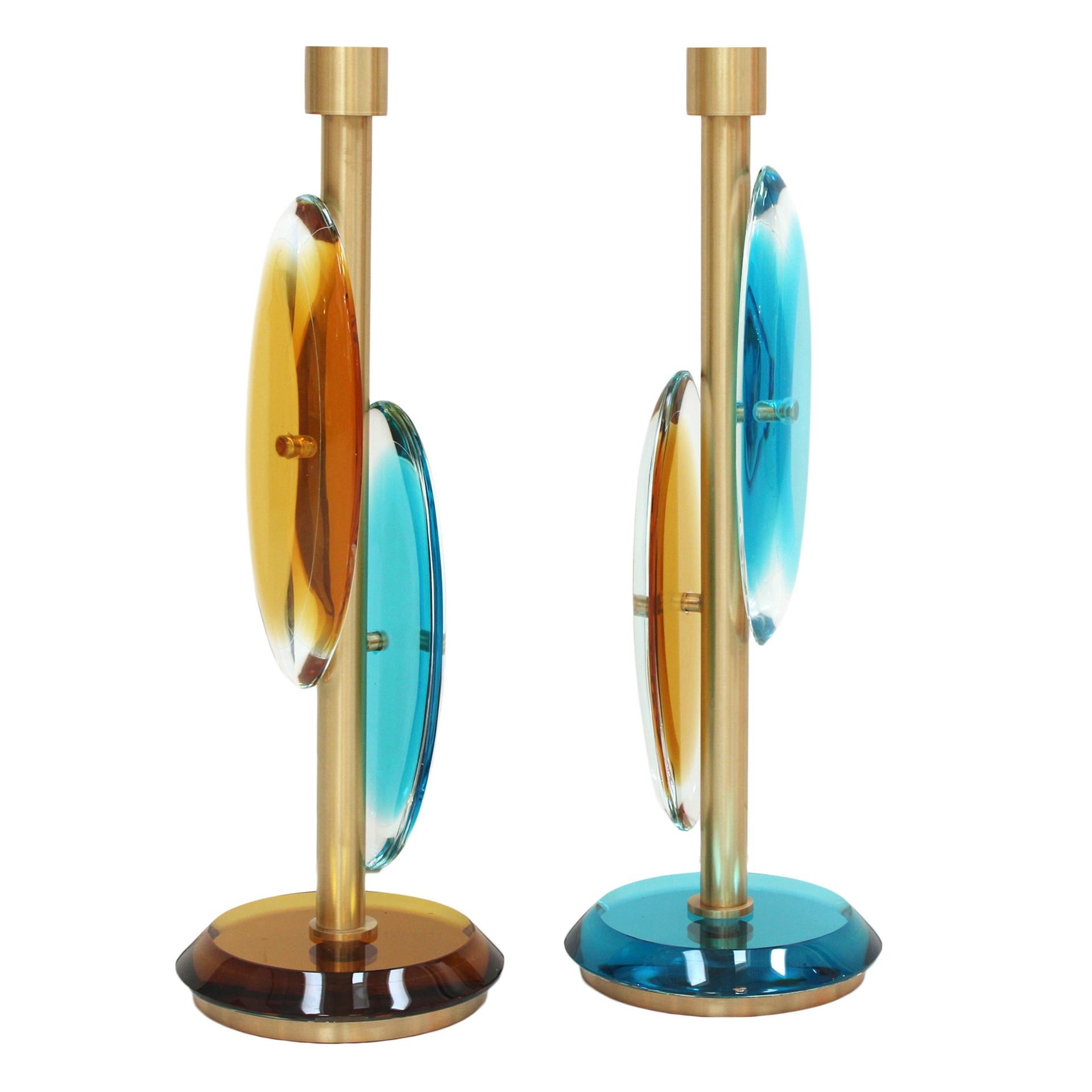 Pair of Contemporary Murano Glass Lamps with a Brass Structure, made in Italy In Good Condition For Sale In Madrid, ES