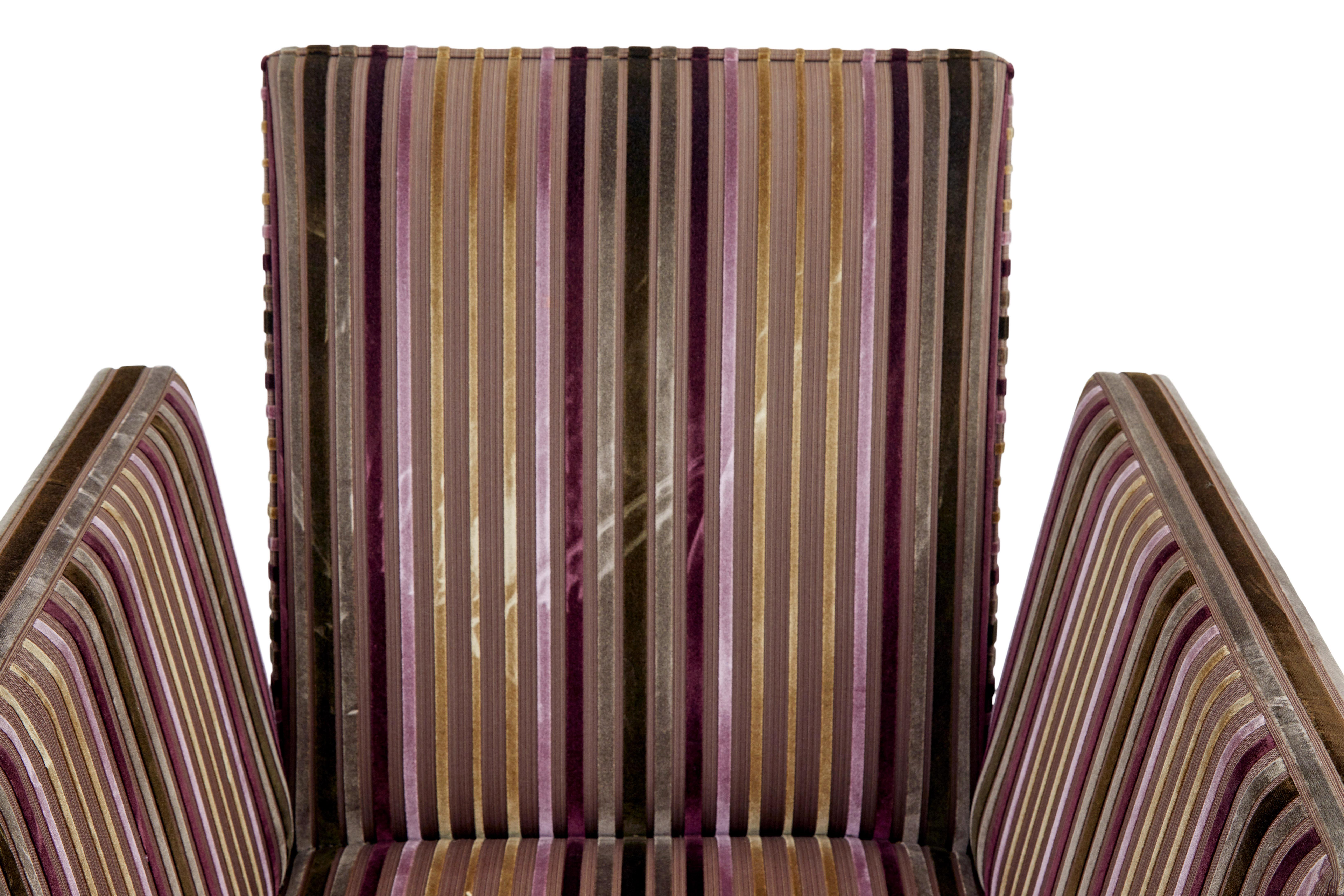 Pareja de sillones de salón contemporáneos en Bueno estado para la venta en Debenham, Suffolk