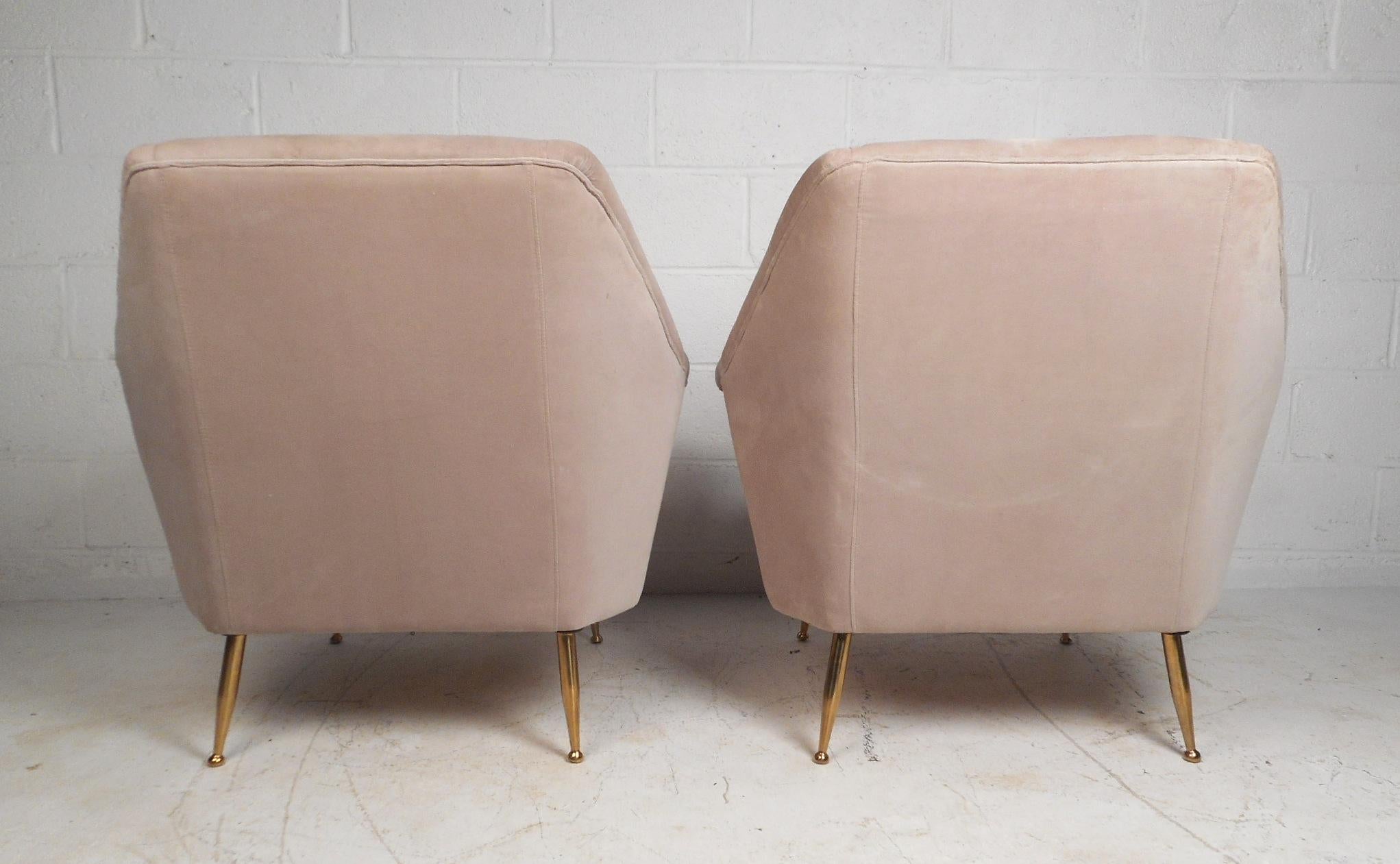 XX secolo Coppia di sedie da salotto in stile italiano moderno e contemporaneo in vendita