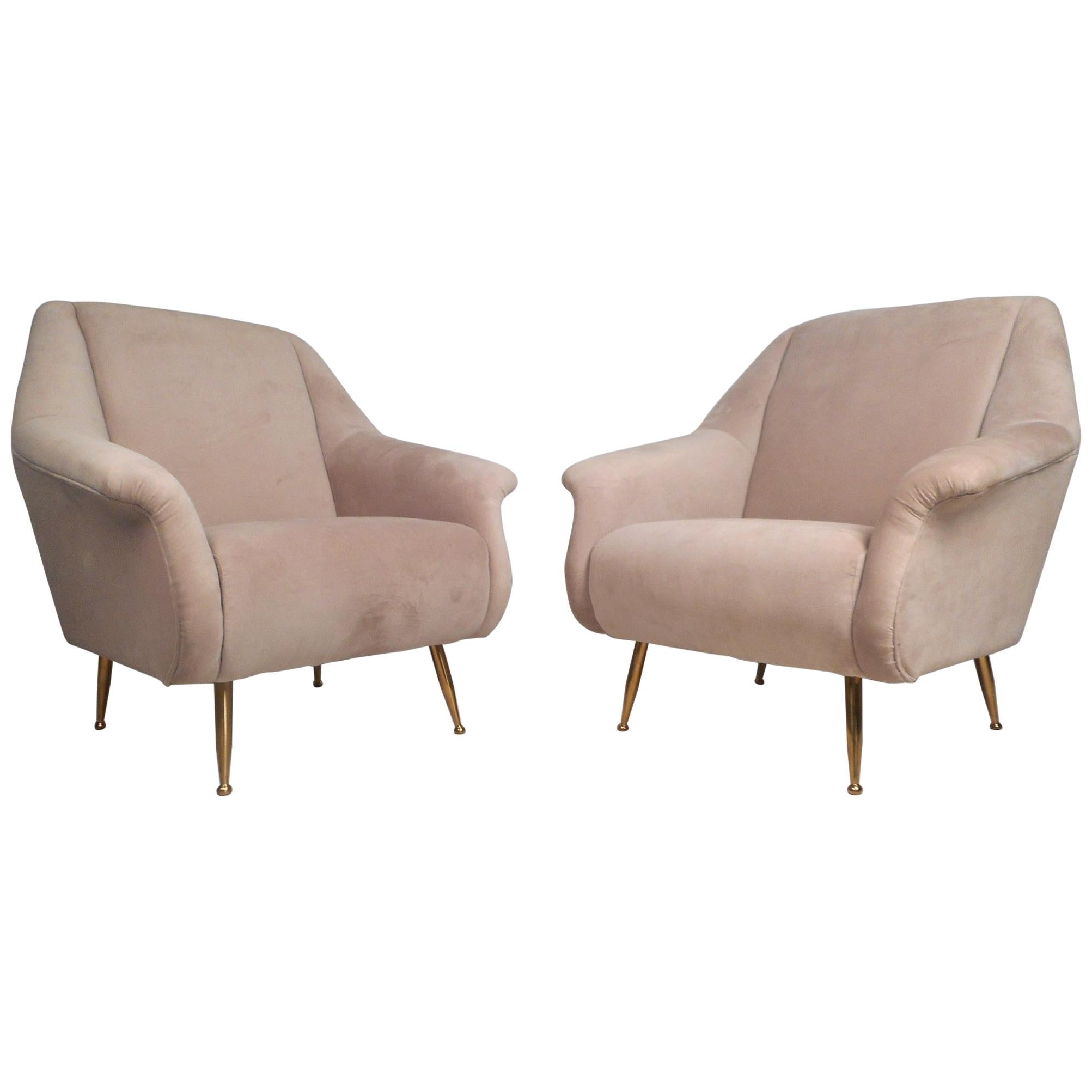 Pair of Contemporary Modern Italian Style Lounge Chairs