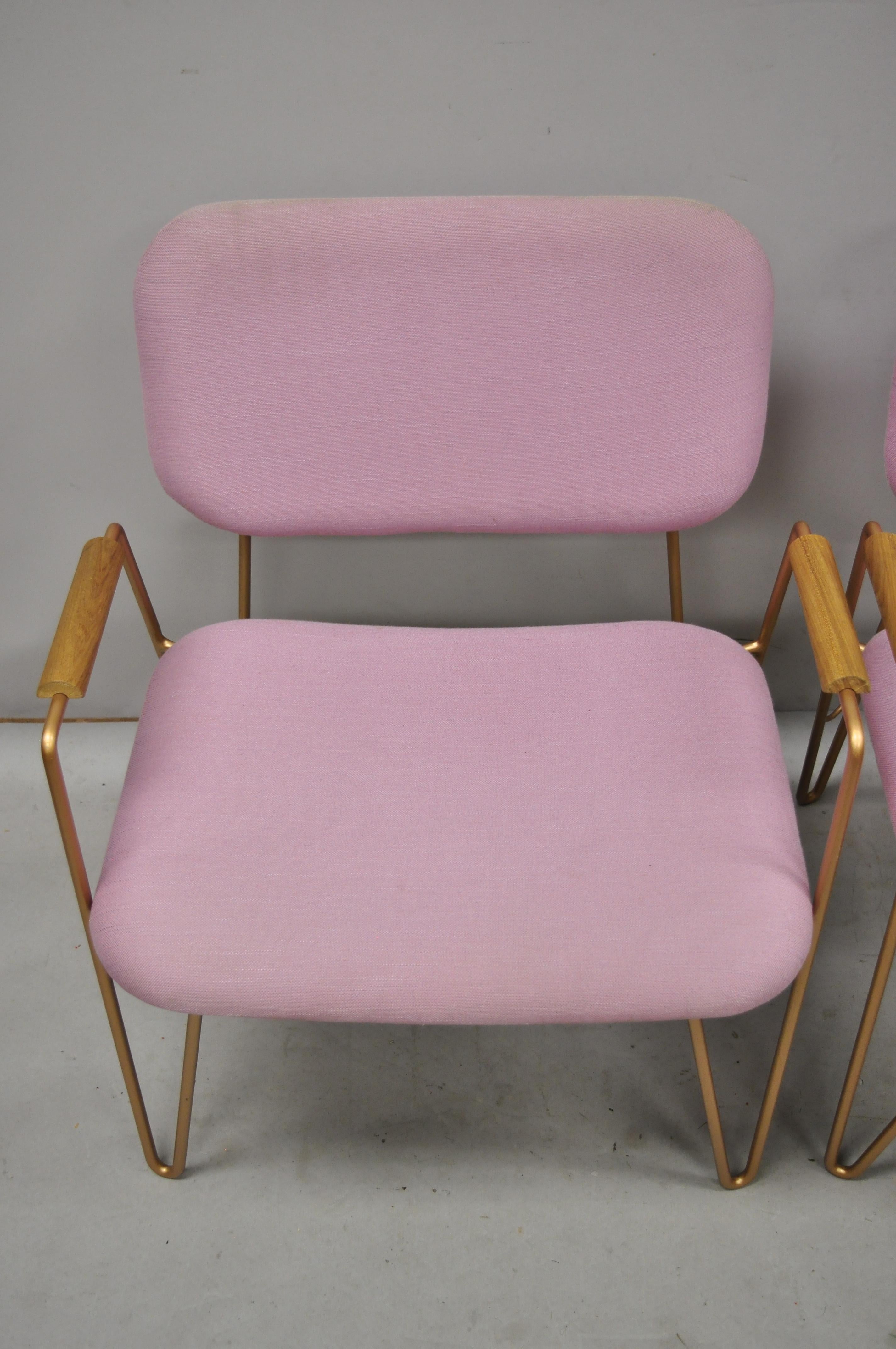 Pair of Contemporary Modern Purple Gold Metal Hairpin Leg Lounge Armchairs In Good Condition For Sale In Philadelphia, PA