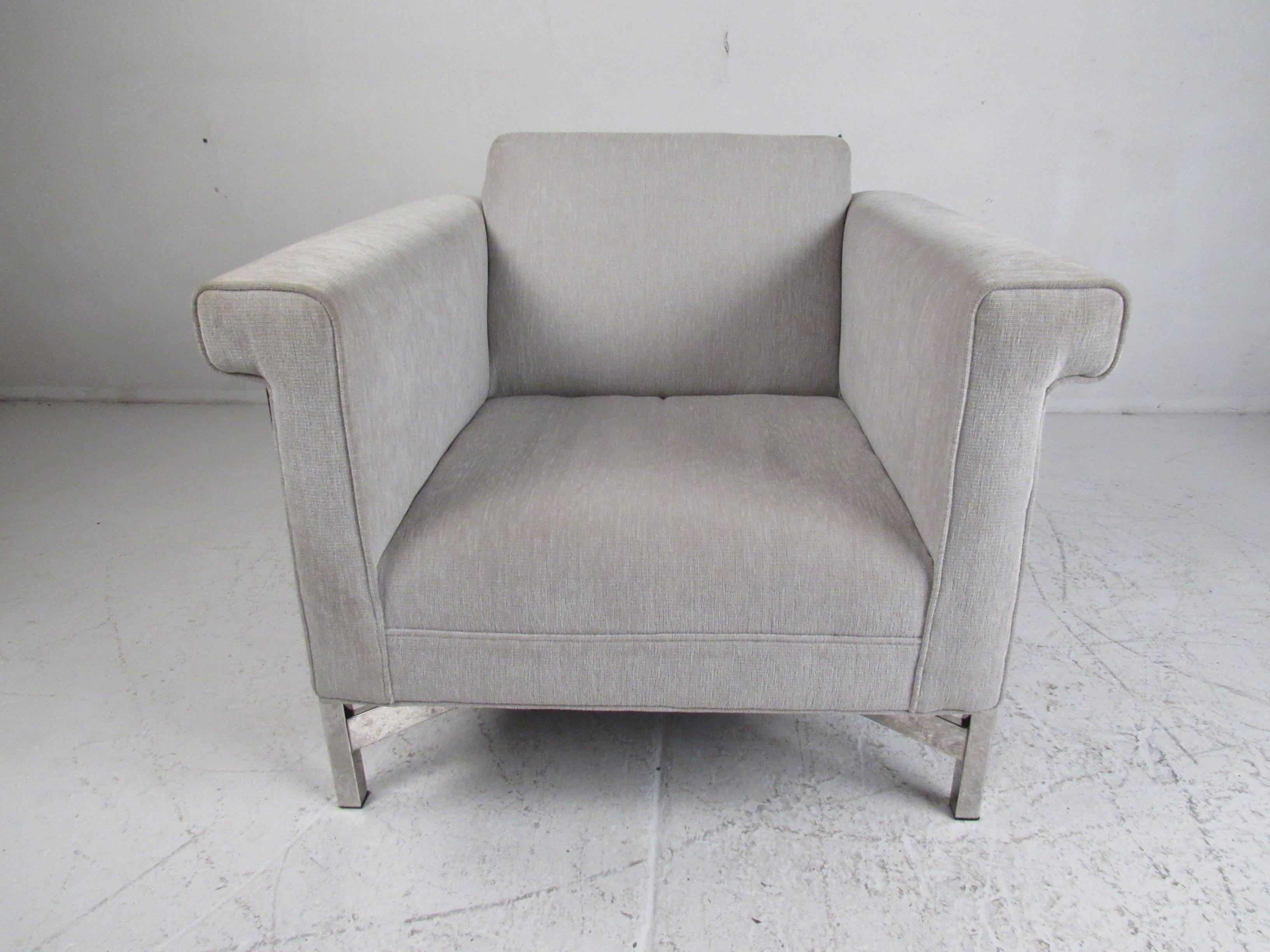modern upholstery chairs