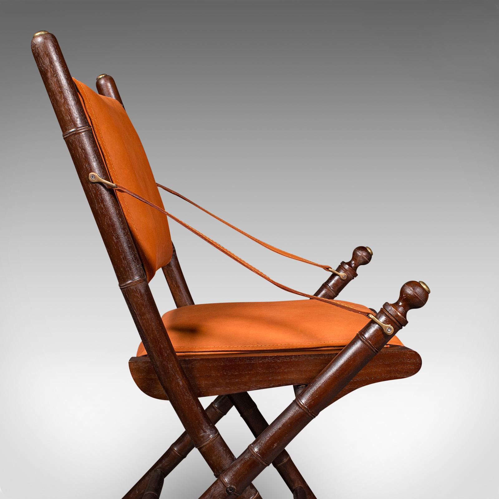 Paire de chaises d'orangerie contemporaines, anglaises, en cuir, véranda, patio, siège en vente 4