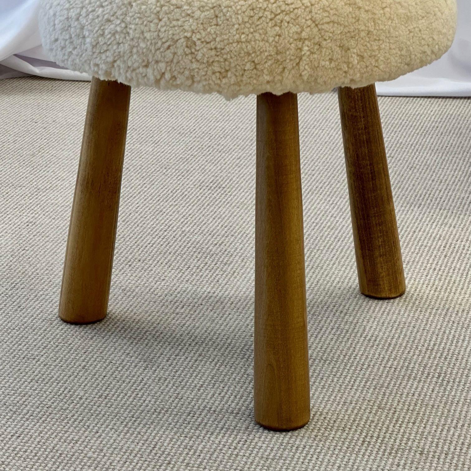 Pair of Contemporary Scandinavian Modern Style Sheepskin Foot-Stools / Ottomans 2