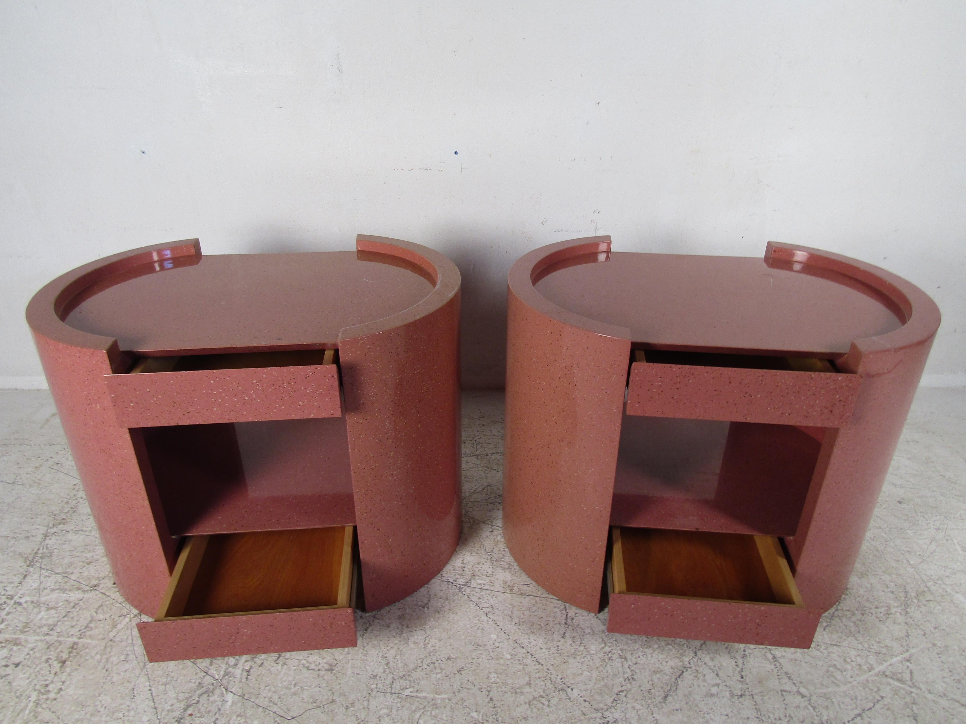 Pair of Contemporary Side Tables 10