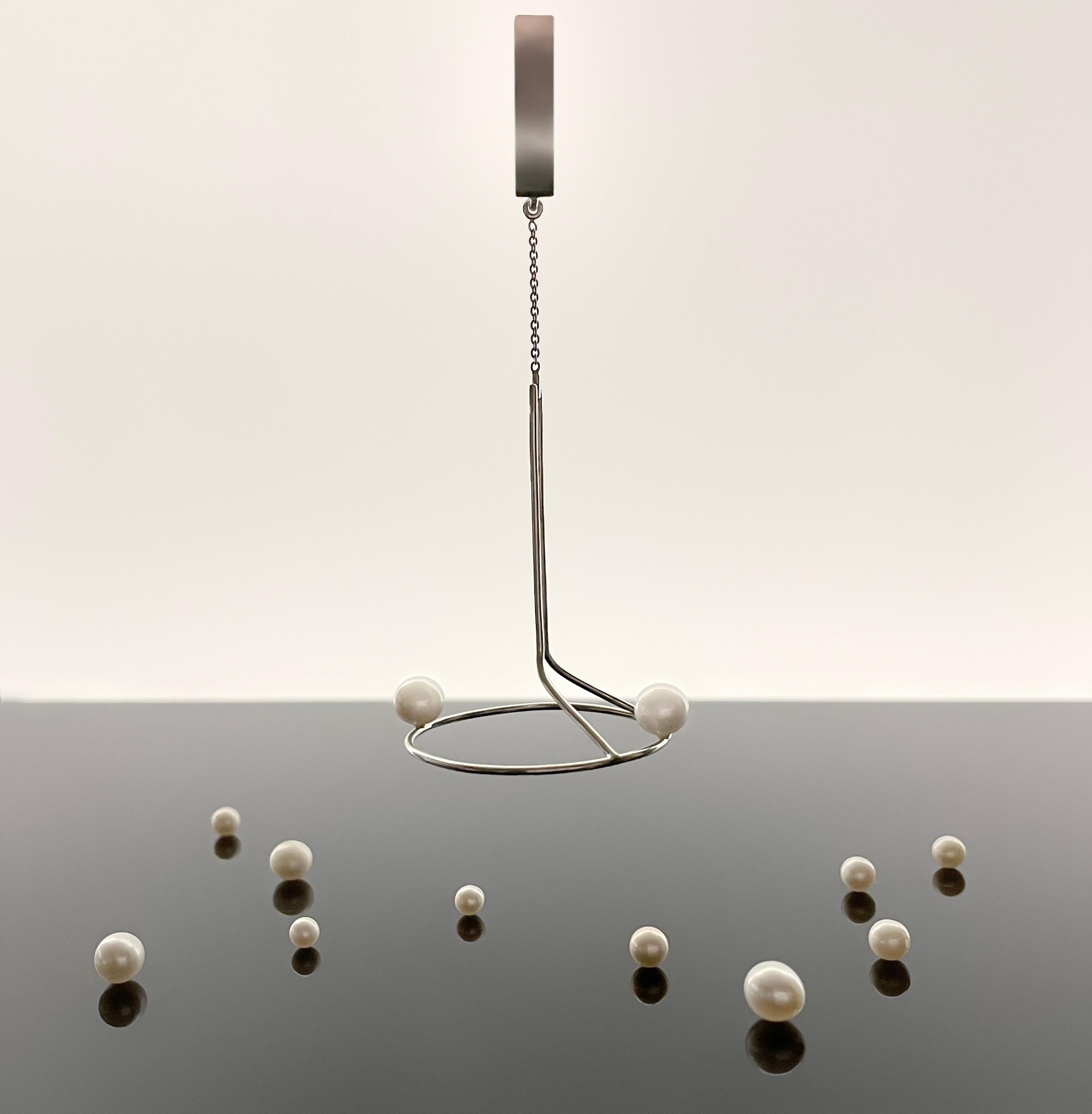 Zeitgenössische Silberohrringe „Na Linii“ mit natürlichen Perlen, handgefertigt im Angebot 3