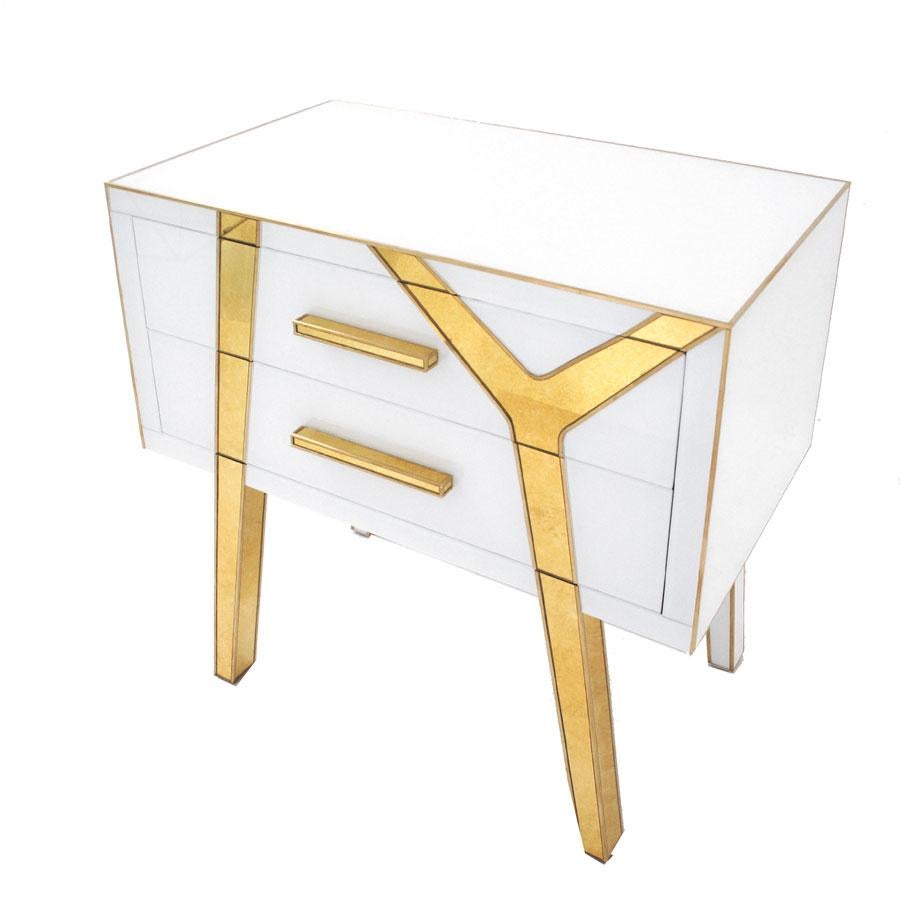 Pair of Contemporary Solid Wood and Glass Italian Bedside Tables by L.a. Studio In Good Condition For Sale In Ibiza, Spain