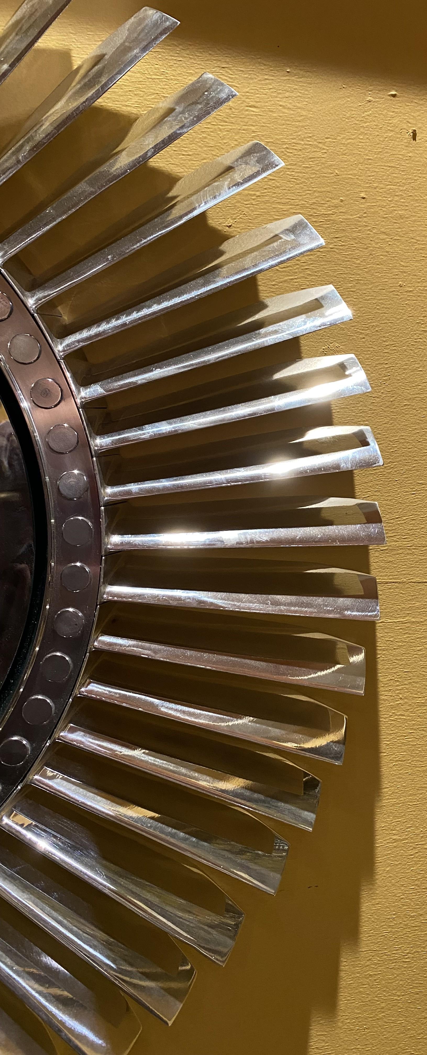 Coppia di specchi contemporanei con ventola a turbina per motore a reazione in acciaio in vendita 4
