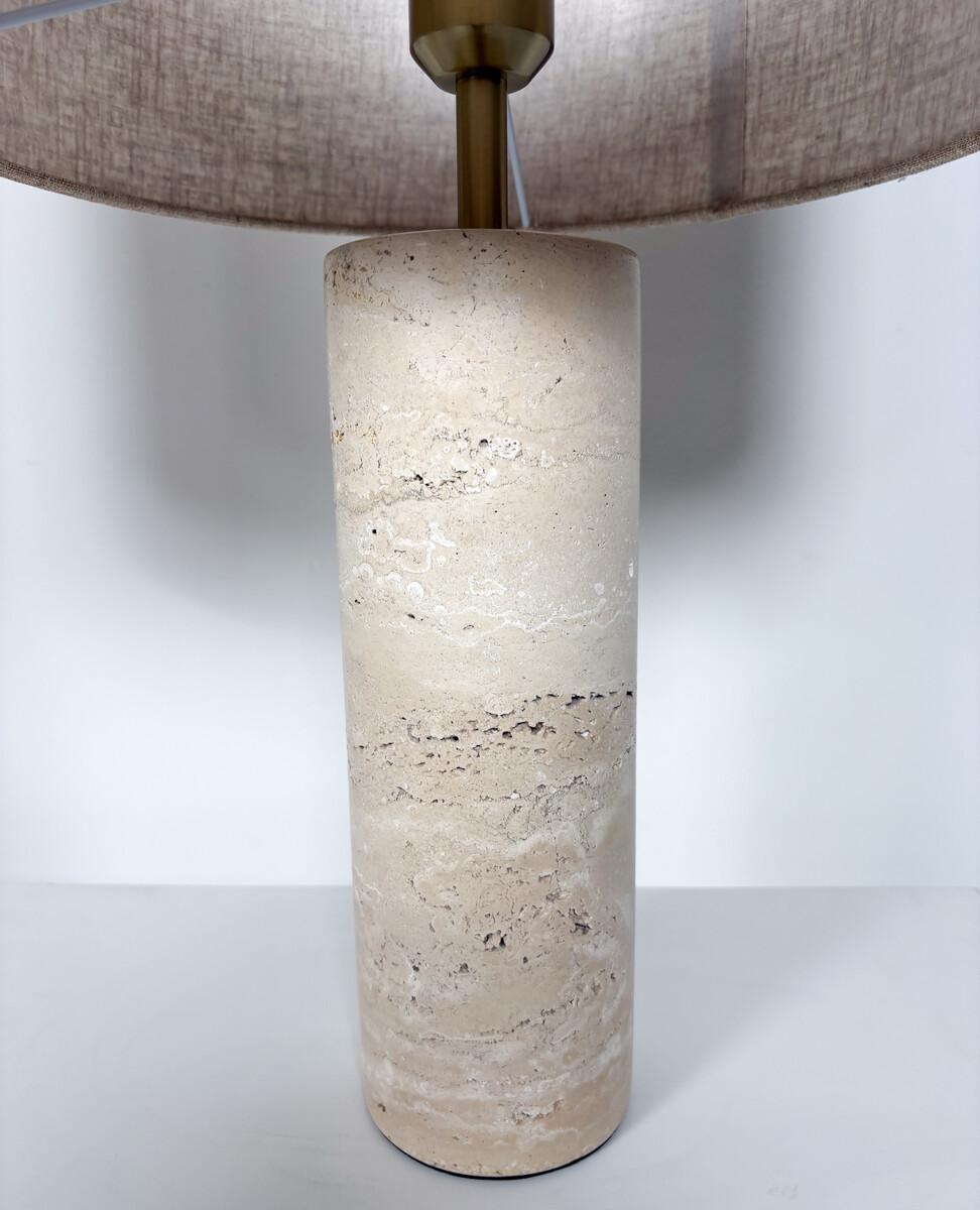 XXIe siècle et contemporain Paire de lampes de table contemporaines, travertin, Italie en vente