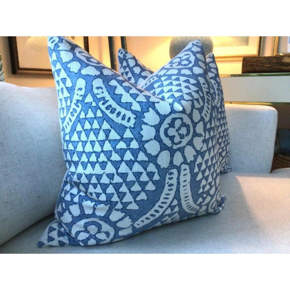 Americano Coppia di cuscini Thibaut Contemporary imbottiti di piuma d'oca 