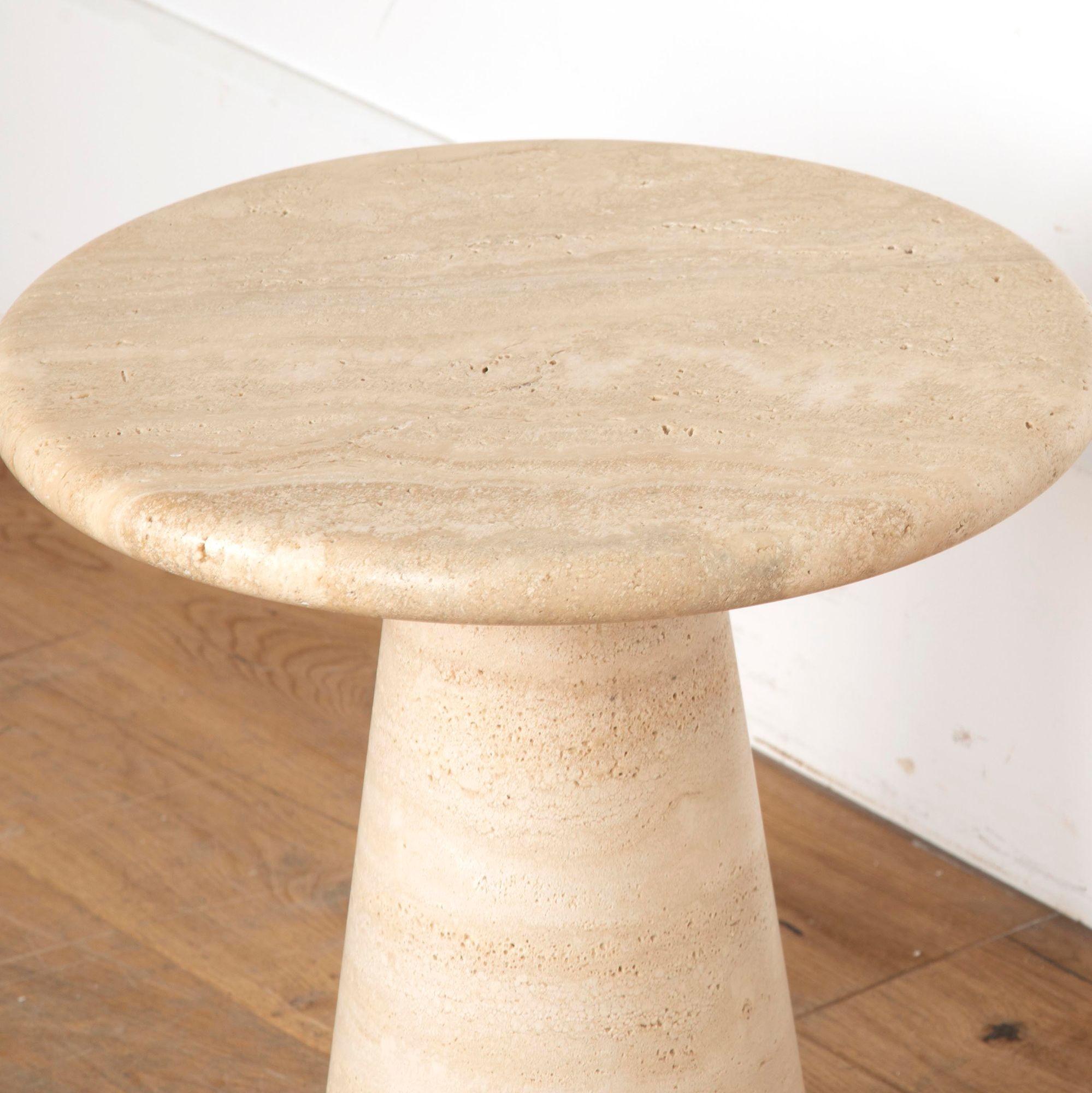 Italian Pair of Contemporary Travertine Side Tables For Sale