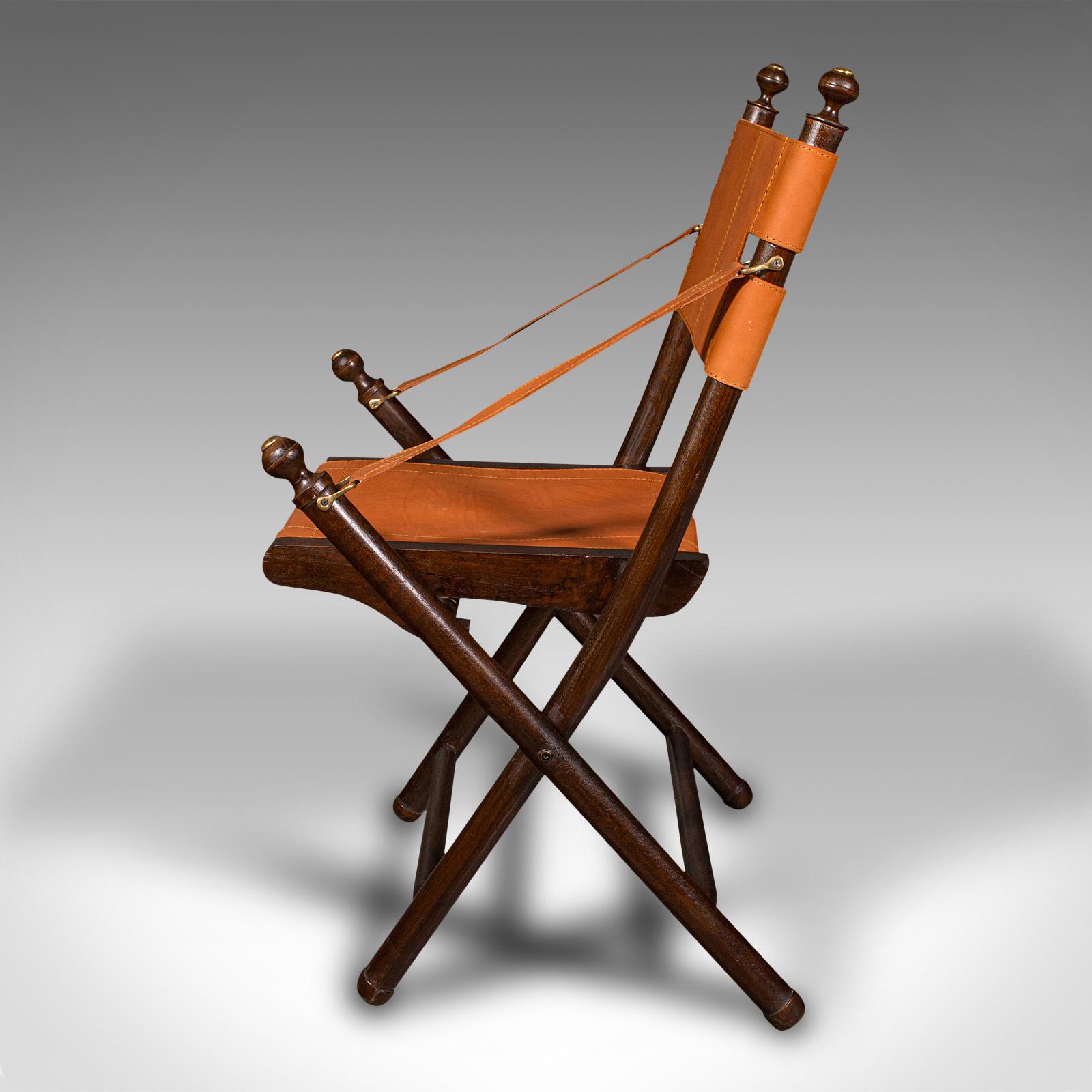 XXIe siècle et contemporain Paire de chaises de véranda contemporaines, anglaises, en cuir, orangerie, siège Foldes en vente