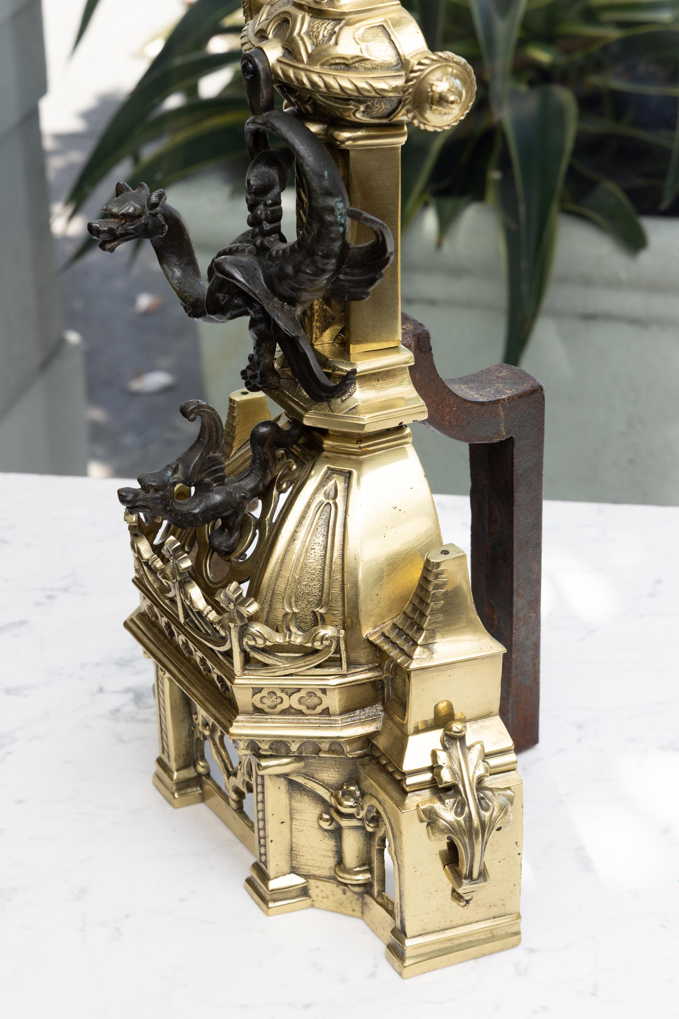 Inglese Coppia di Androni Continentali in ottone e bronzo in vendita
