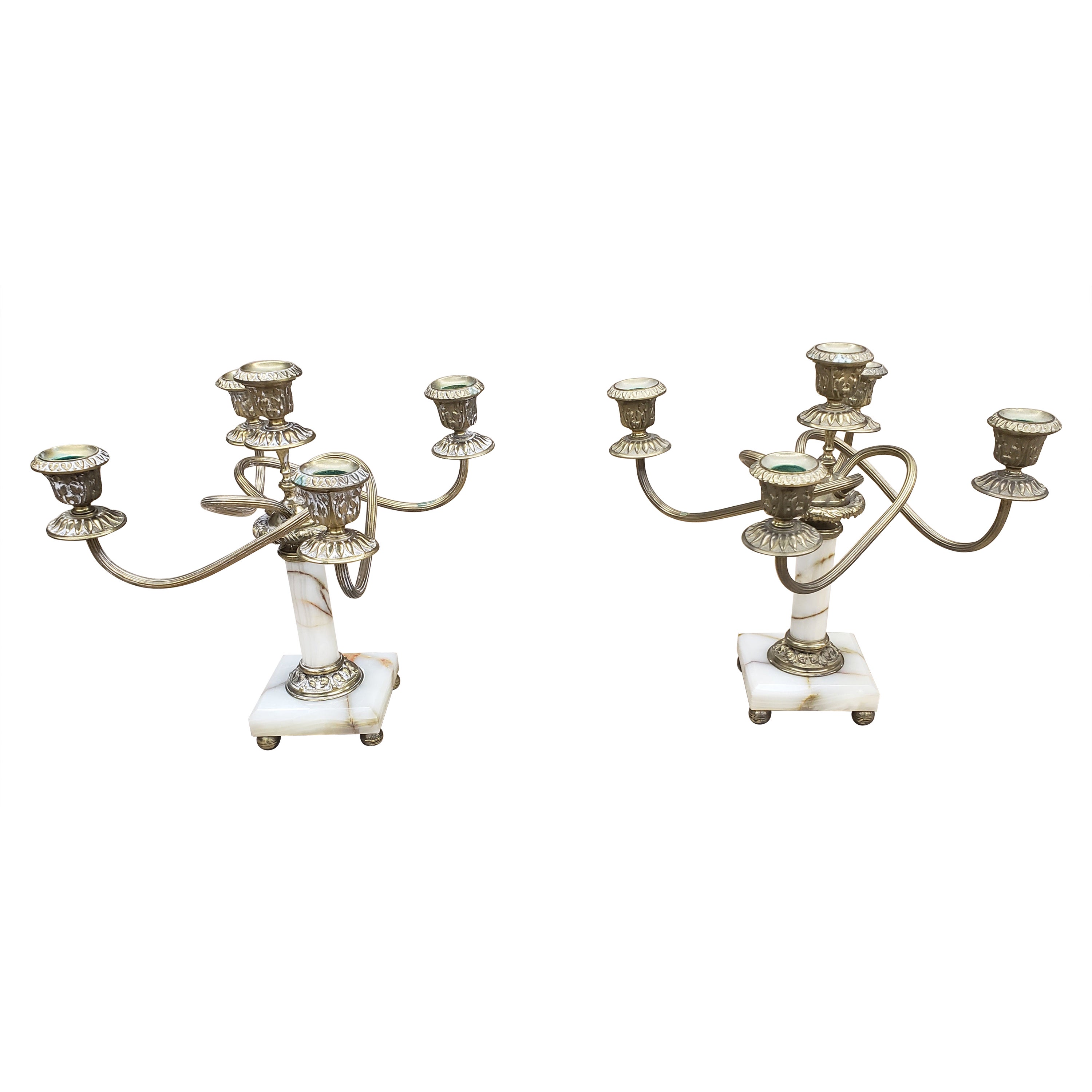 Coppia di candelabri continentali a cinque bracci in ottone e onice