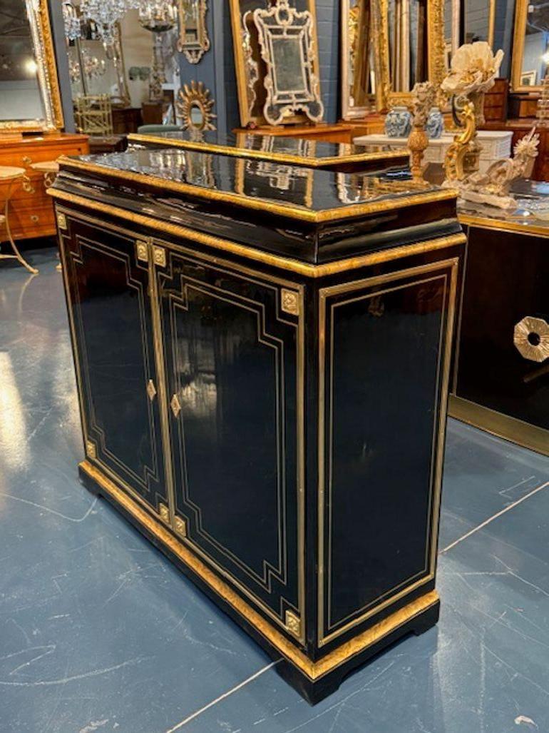 Luigi XVI Pair of Continental Louis XVI Black Lacquered Chests with Bronze in vendita