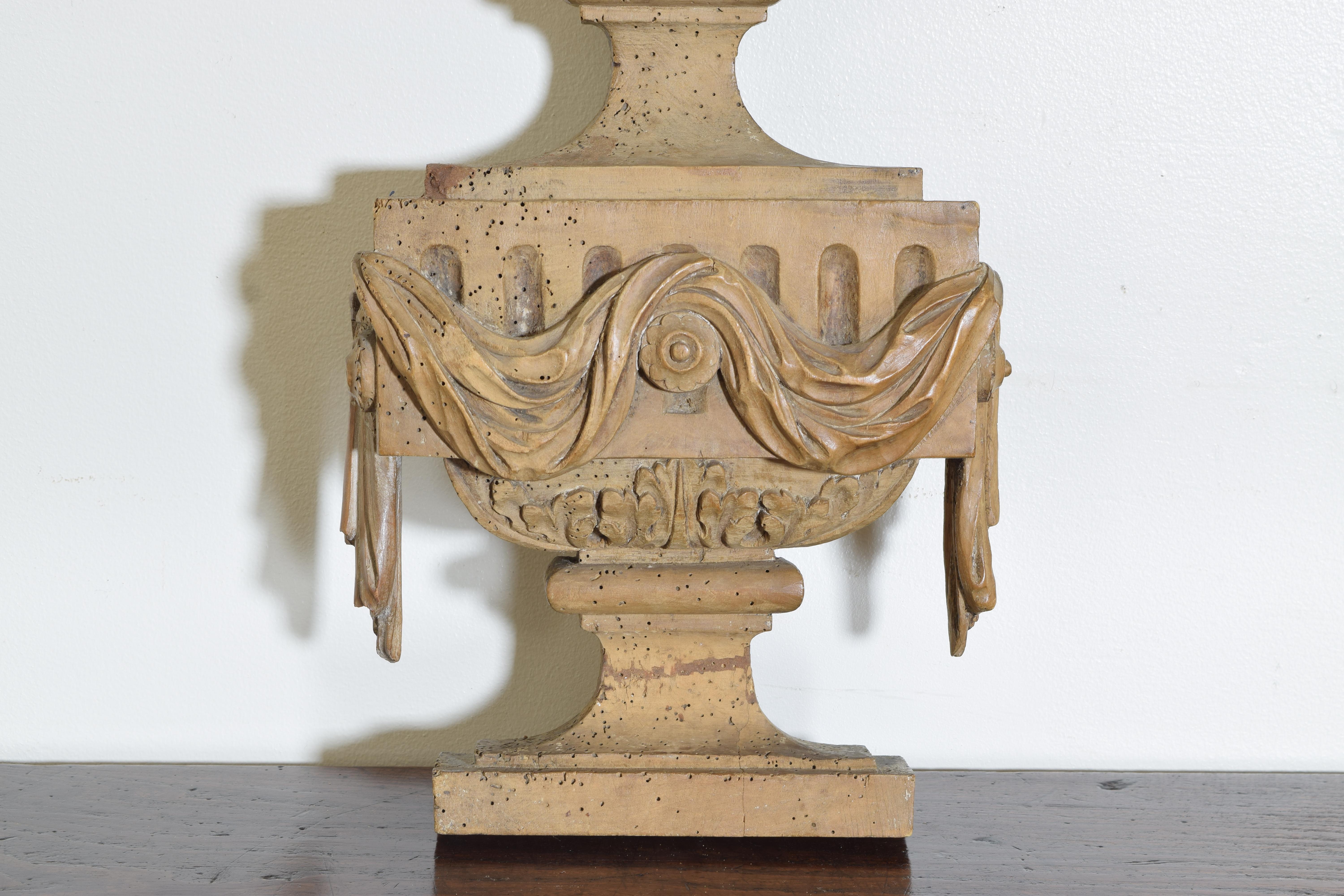 Walnut Pair of Continental Neoclassical Carved Wooden Capitals, late 18th century