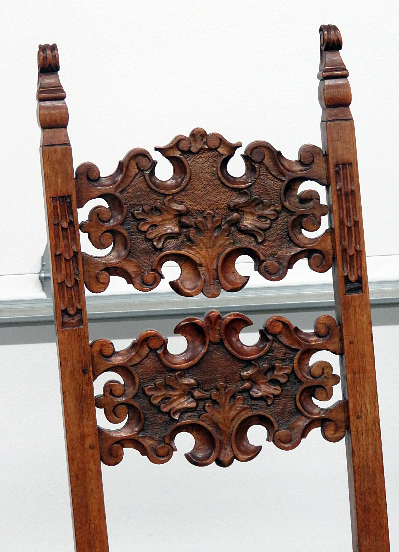 Pair of Antique Italian Provincial Carved Walnut Side Chairs In Good Condition For Sale In Swedesboro, NJ