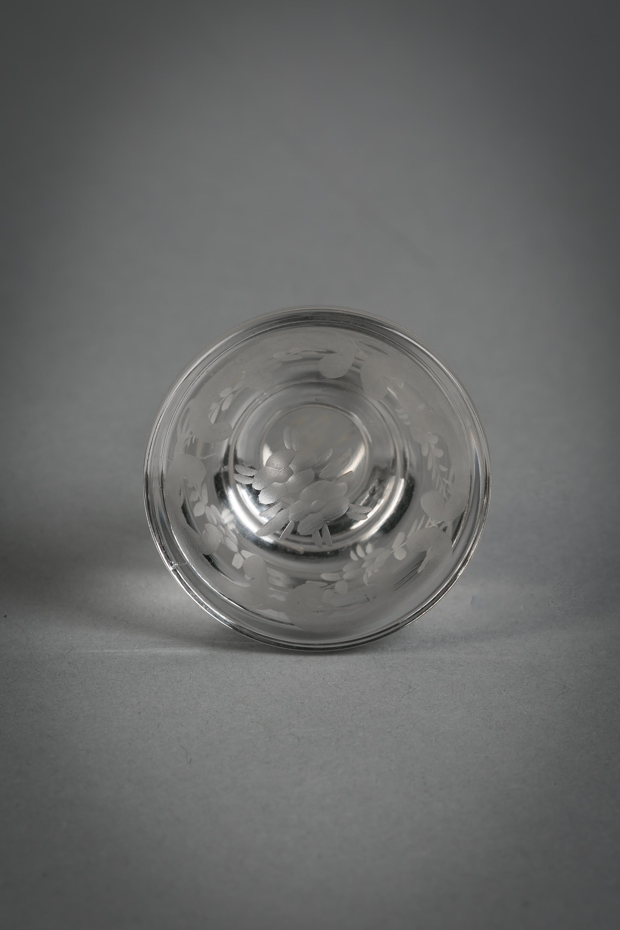 Argento Coppia di bottiglie di profumo in argento e cristallo, circa 1890 in vendita