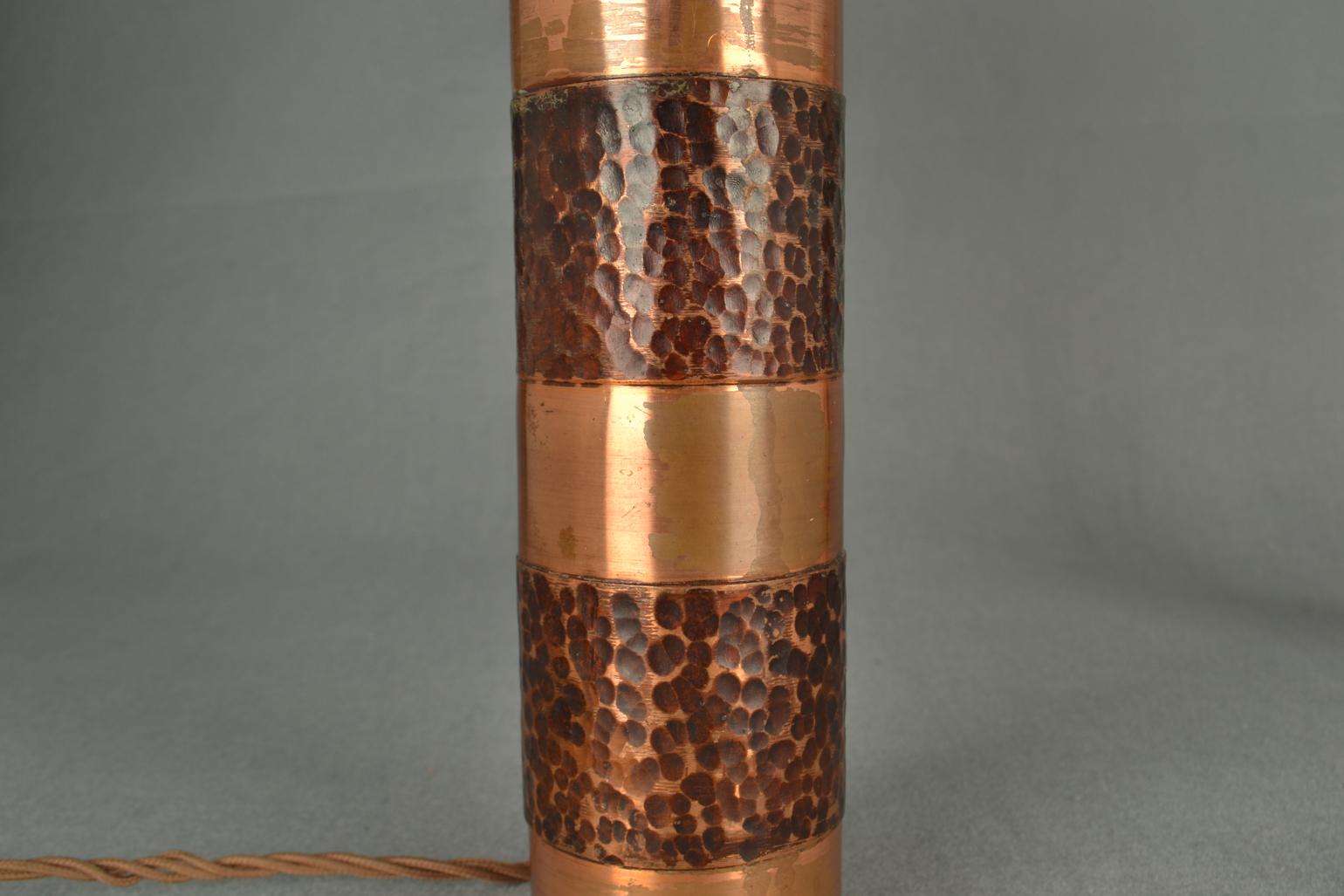Pair of Hand Beaten Copper Cylinder Table Lamps In Excellent Condition For Sale In London, GB