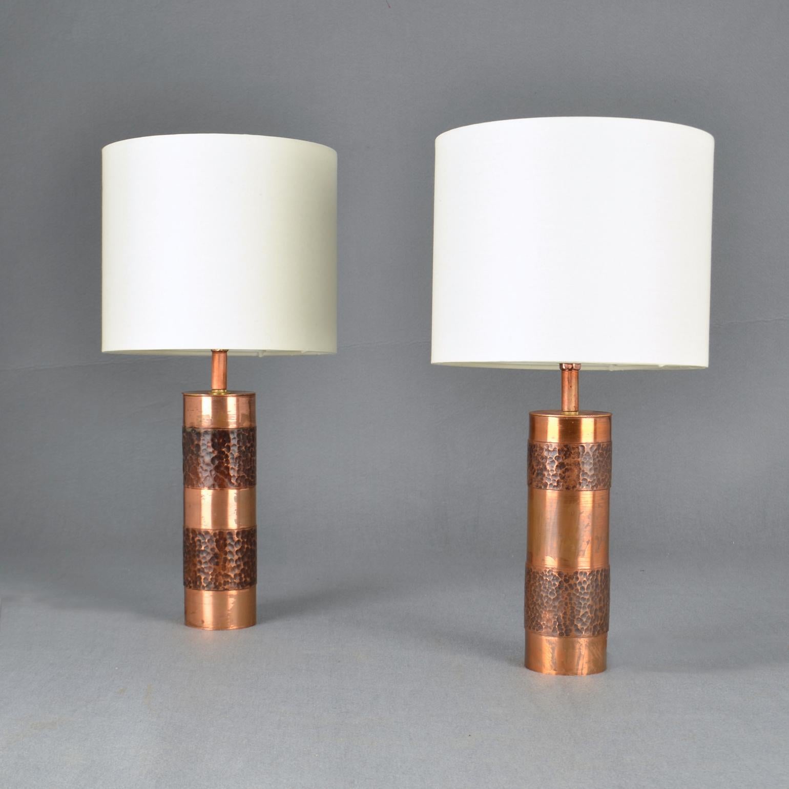 Pair of Hand Beaten Copper Cylinder Table Lamps For Sale 3