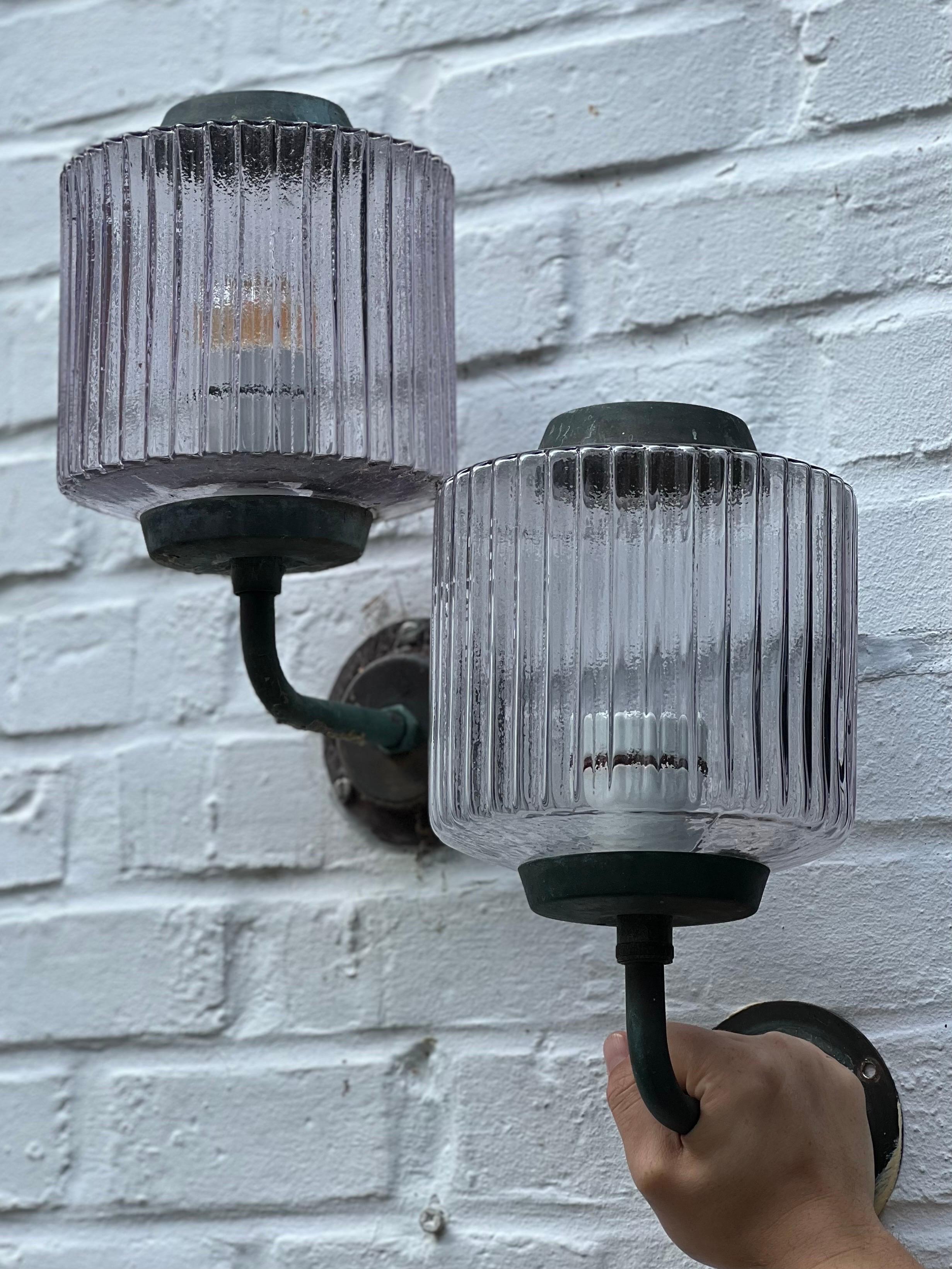 Pair of Copper + glass Lamps in the taste of Hans Bergström, Ateljé Lyktan 1950s In Good Condition For Sale In Forest, BE