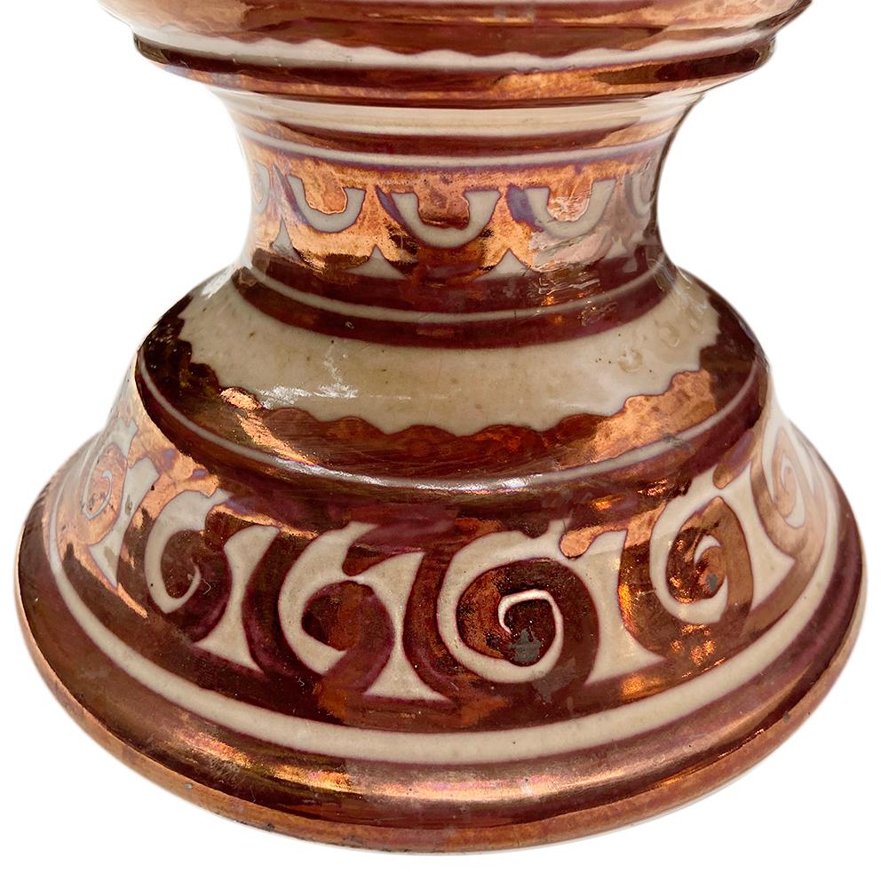 20ième siècle Paire de vases en porcelaine émaillée cuivre, vendus individuellement en vente