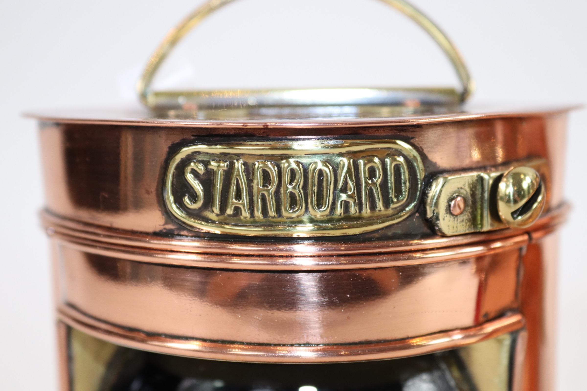 Pair of Copper Port and Starboard Lanterns In Good Condition In Norwell, MA