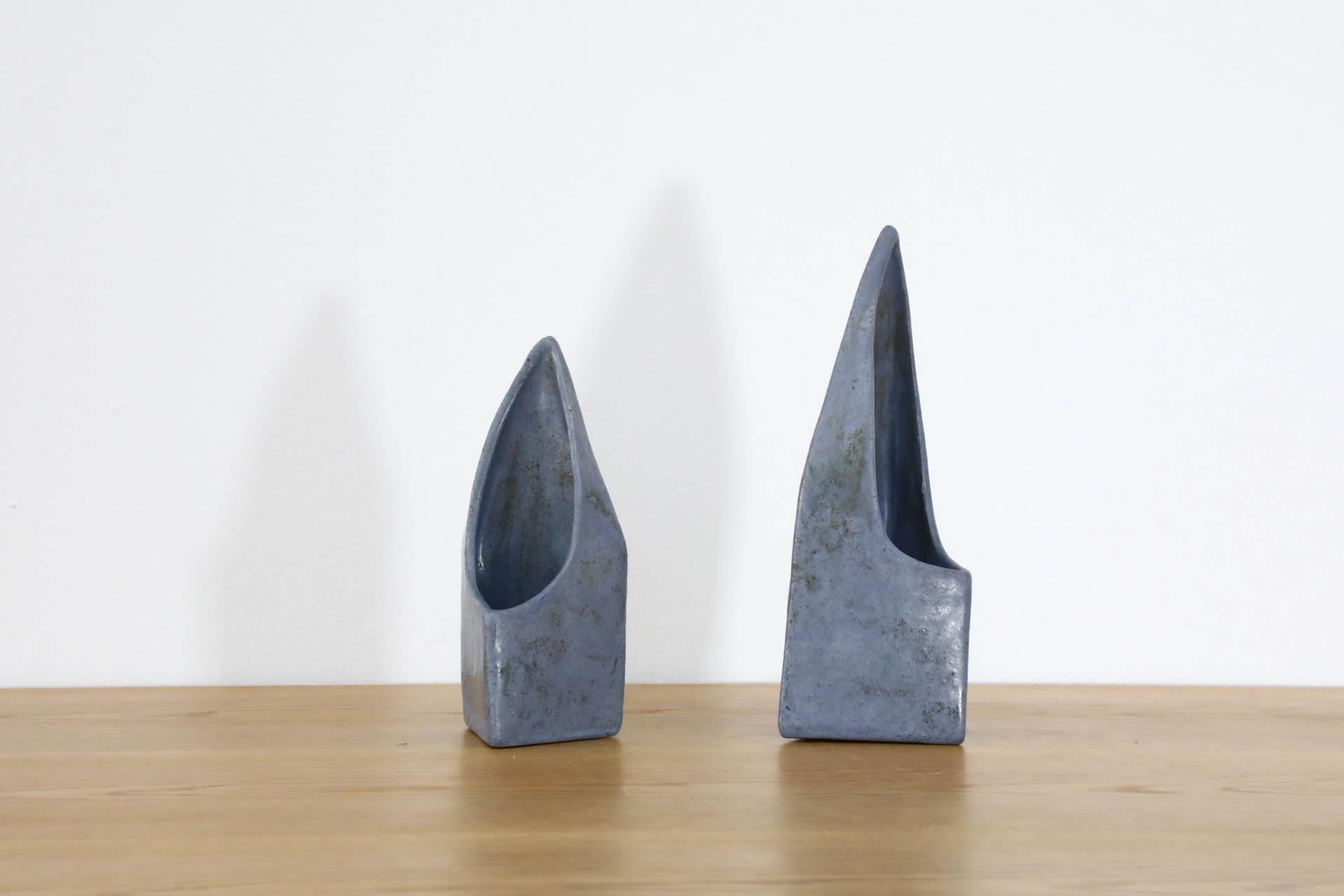 Mid-Century Modern Pair of Cor Unum Lavendar Gray Ceramic Abstract Table Vases For Sale