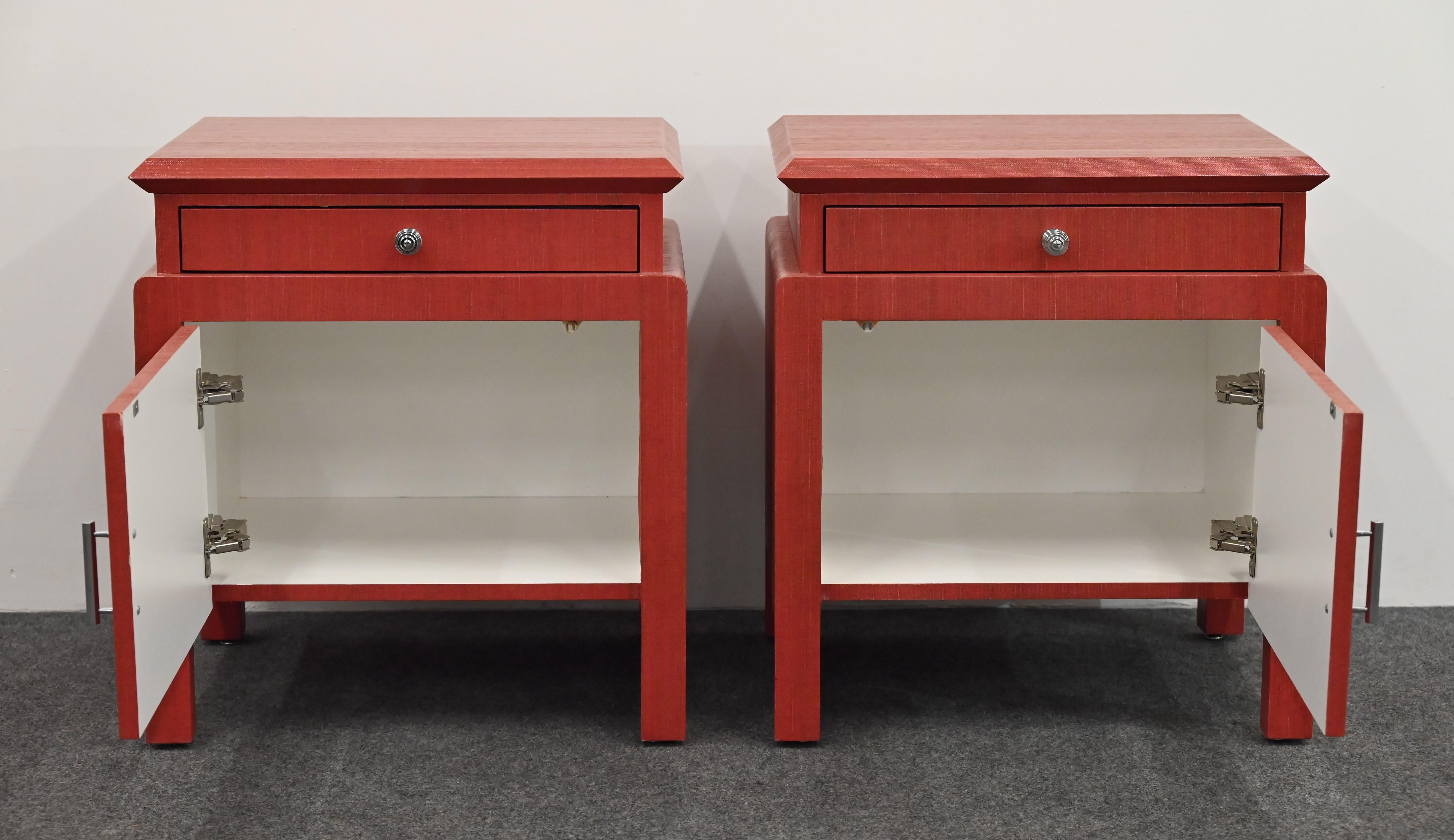 Pair of Coral Toned Harrison Van Horn Linen Wrapped Bedside Tables, 1980s For Sale 1