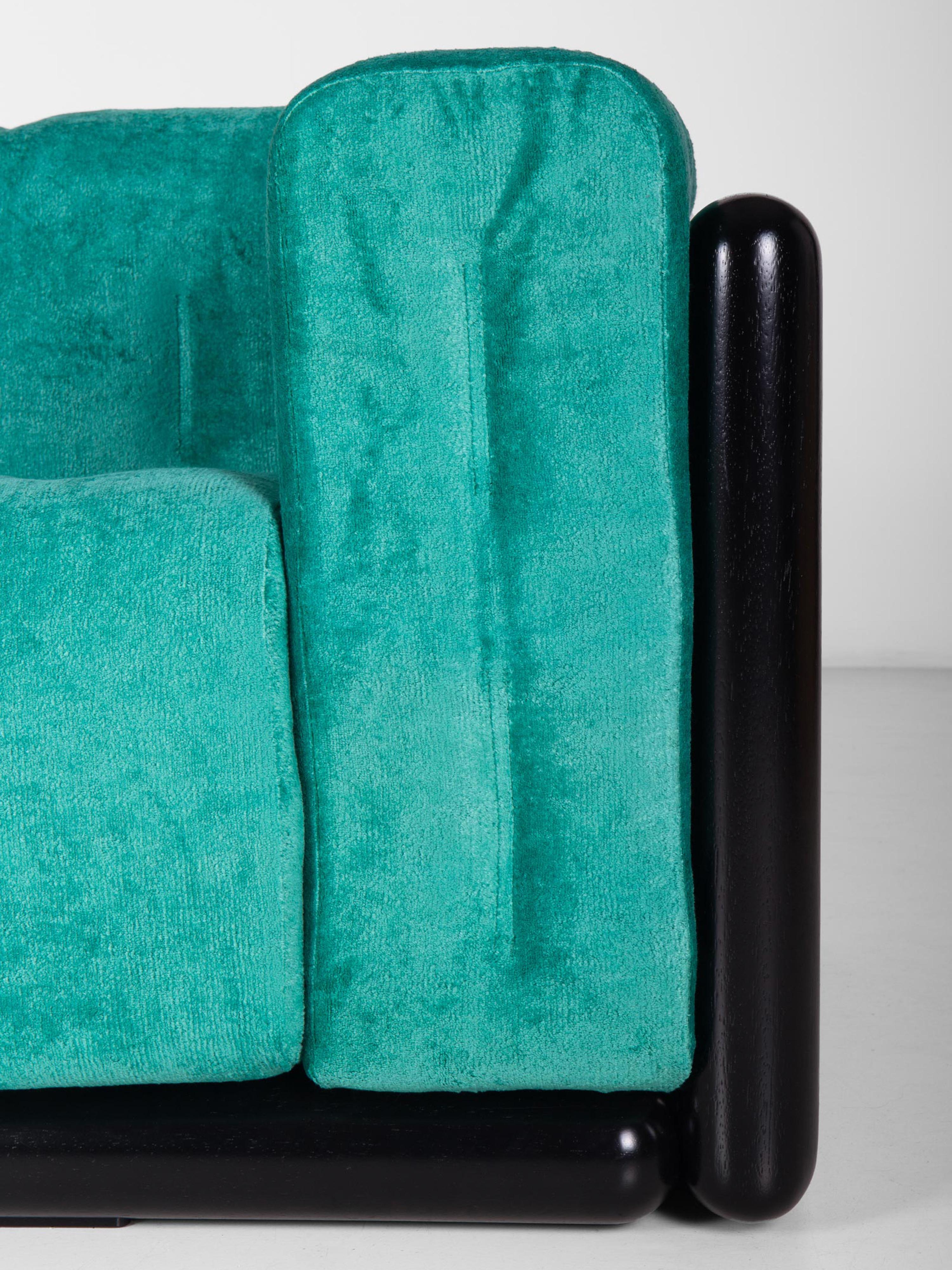 Pair of Cornaro 140 Armchairs by Carlo Scarpa in Green Chenille Velvet For Sale 2