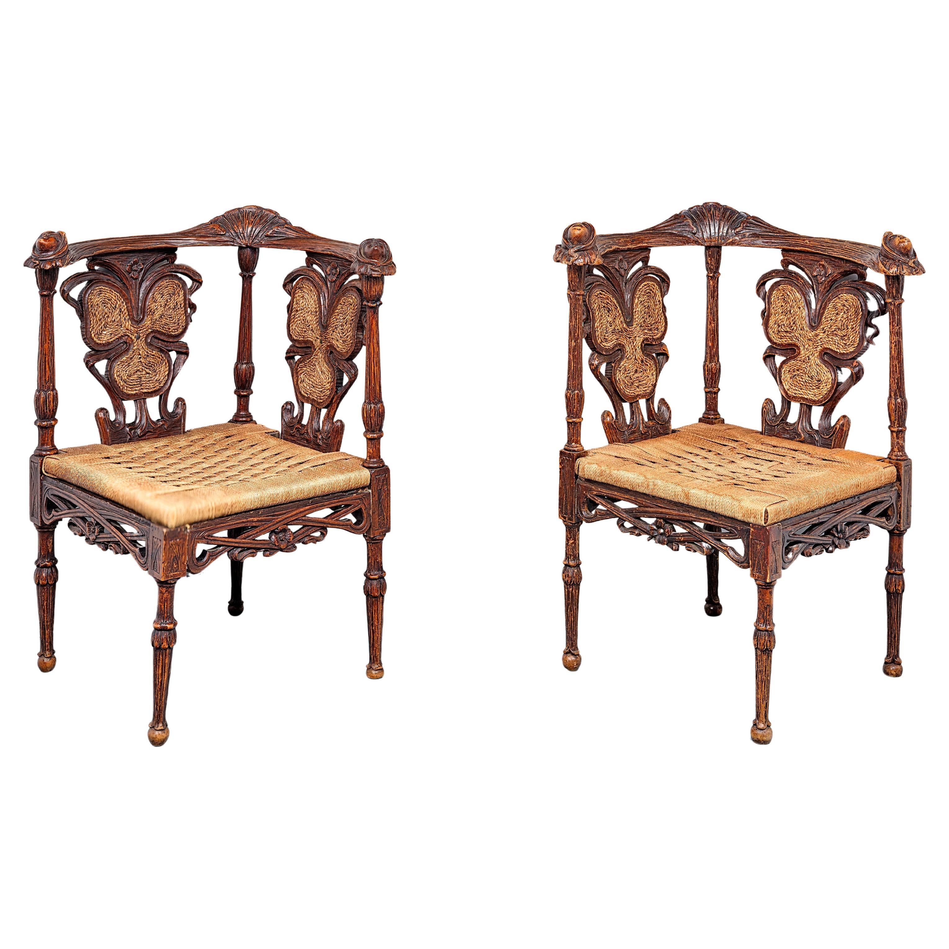 Paire de fauteuils d
angle d
Ernesto Basile en vente