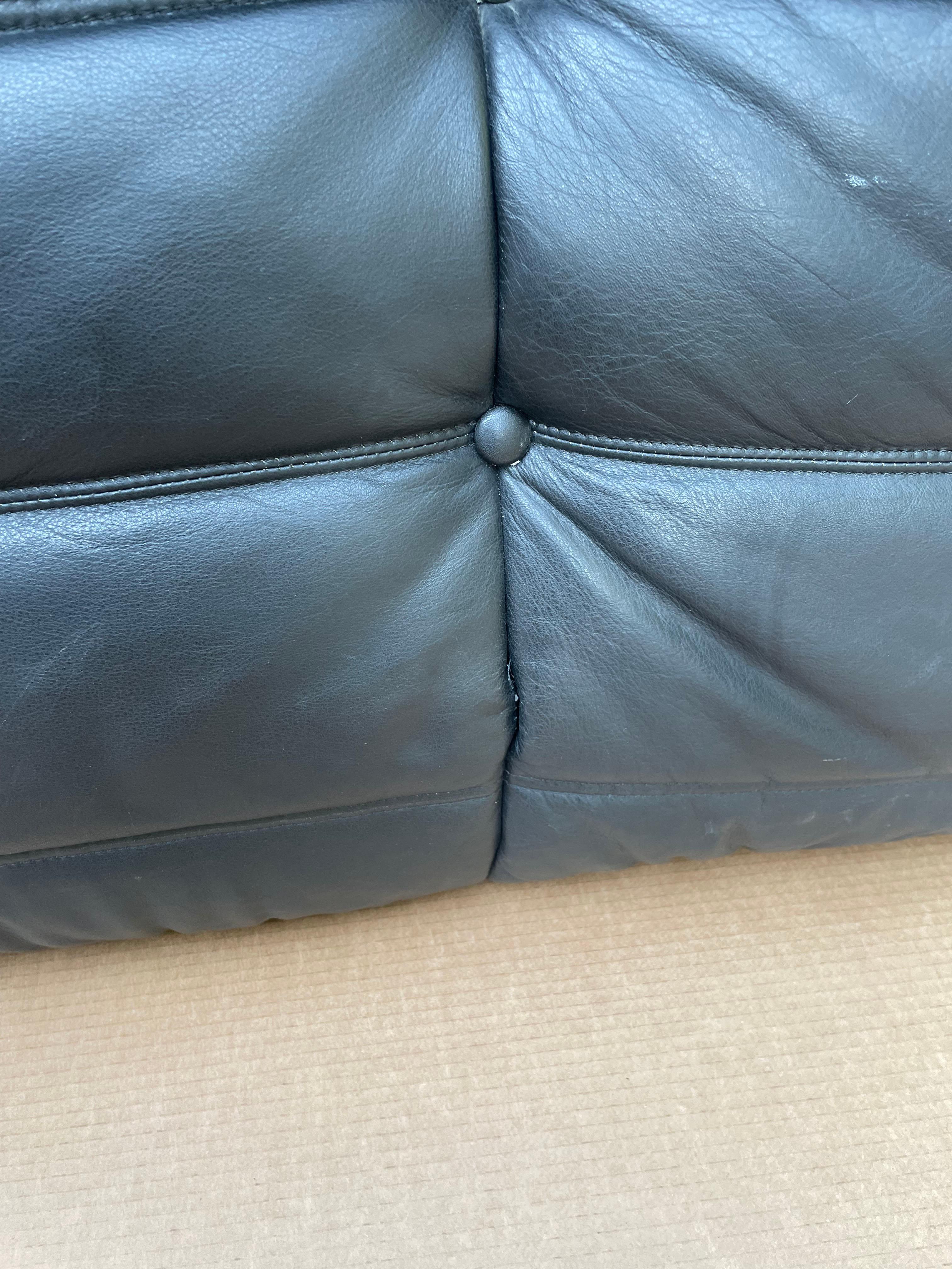 Pair of Corner Leather Togo Seats, Ligne Roset, Authentic Piece from the 1970s 6