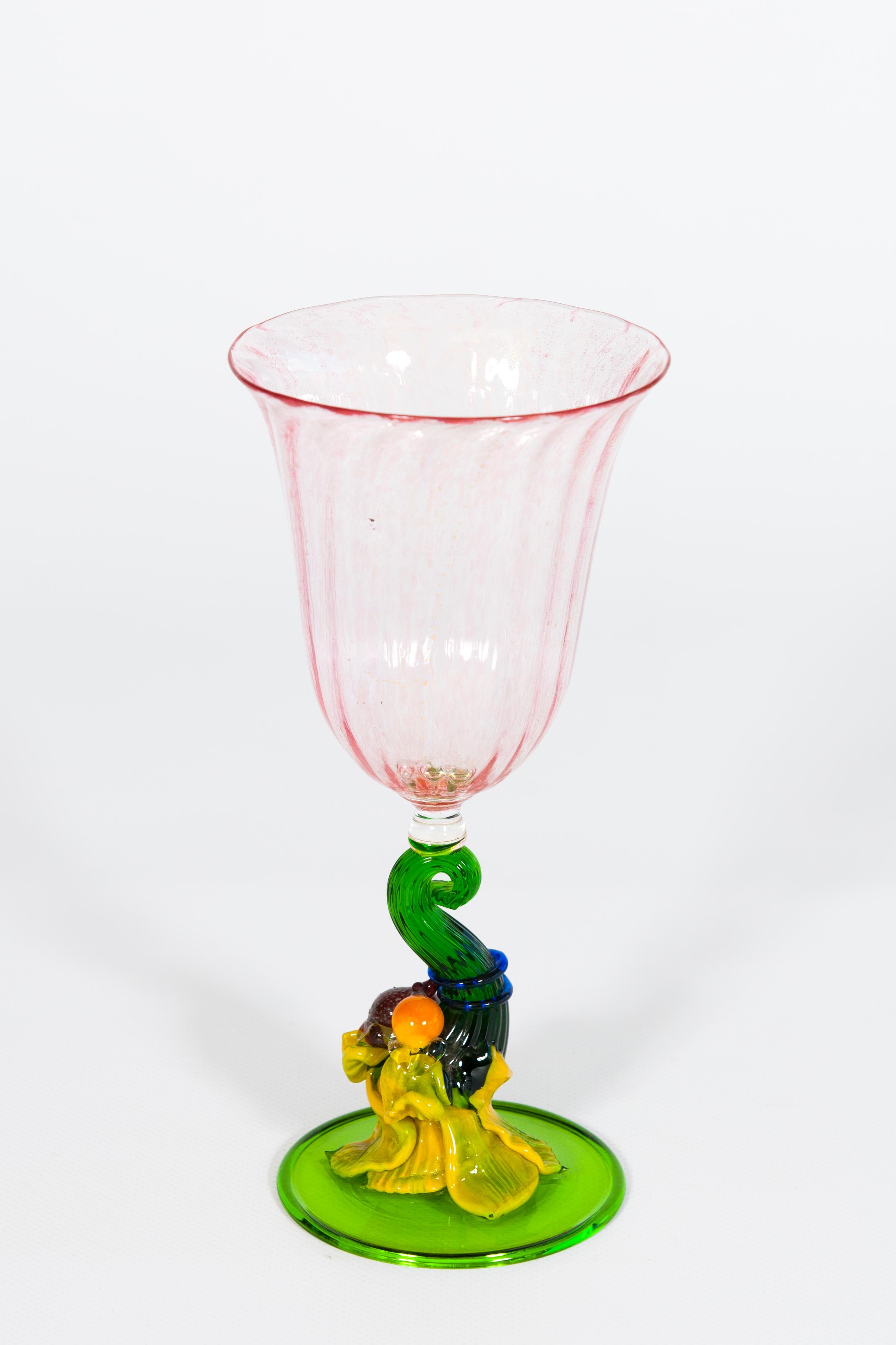 Pair of Cornucopia Goblet in Blown Murano Glass with Gold Finishes, 1960s, Italy For Sale 3