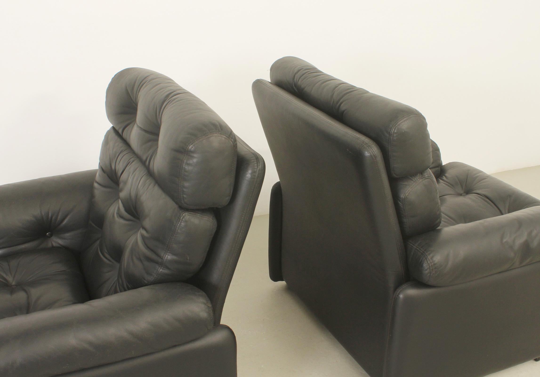 Pair of Coronado Armchairs by Tobia Scarpa for B&B, Italy For Sale 1