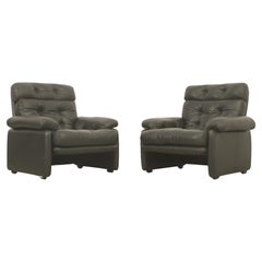 Pareja de sillones Coronado de Tobia Scarpa para B&B, Italia