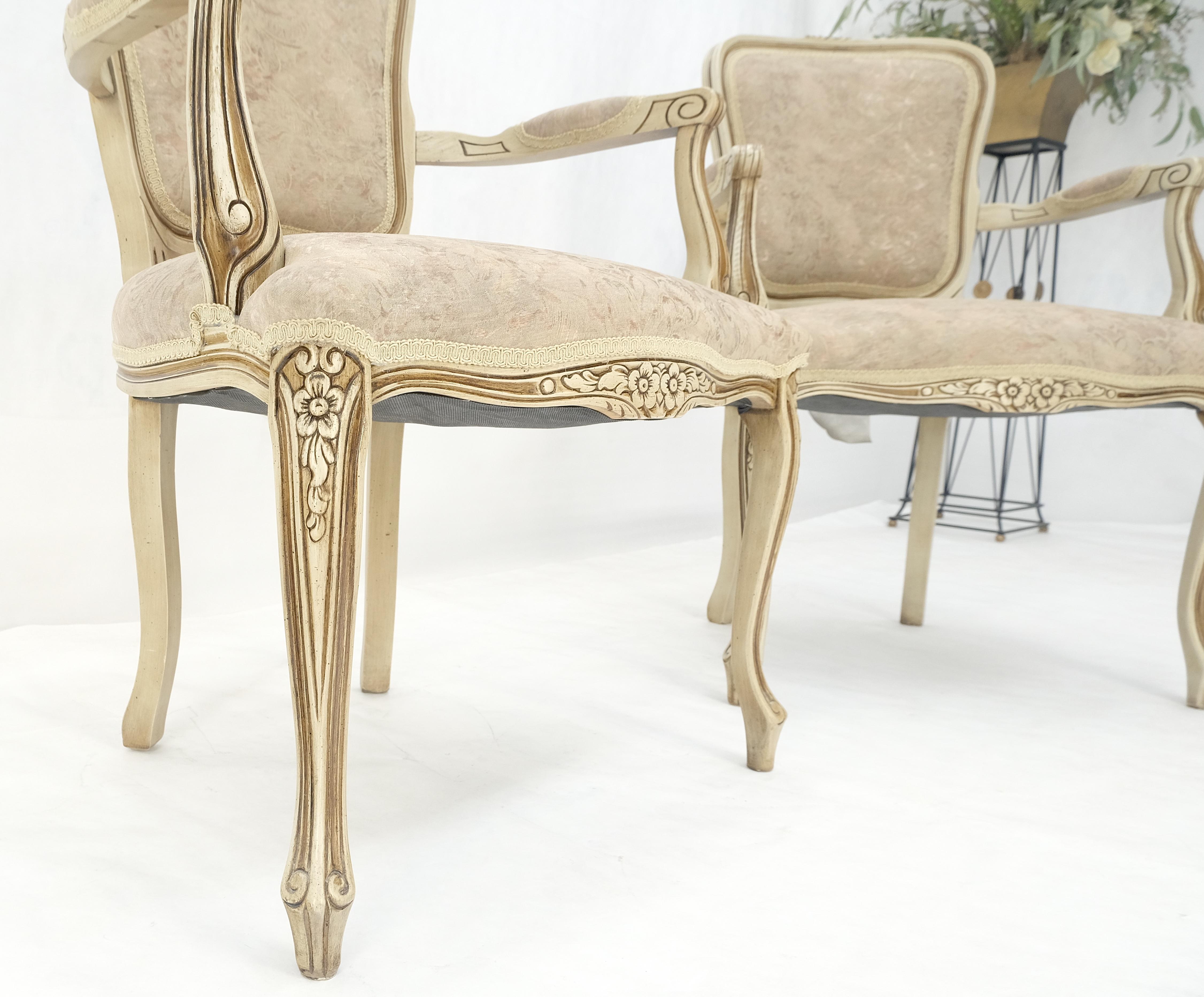 Paire de fauteuils d'appoint de style rustique français, beige, pour le feu MINT en vente 5