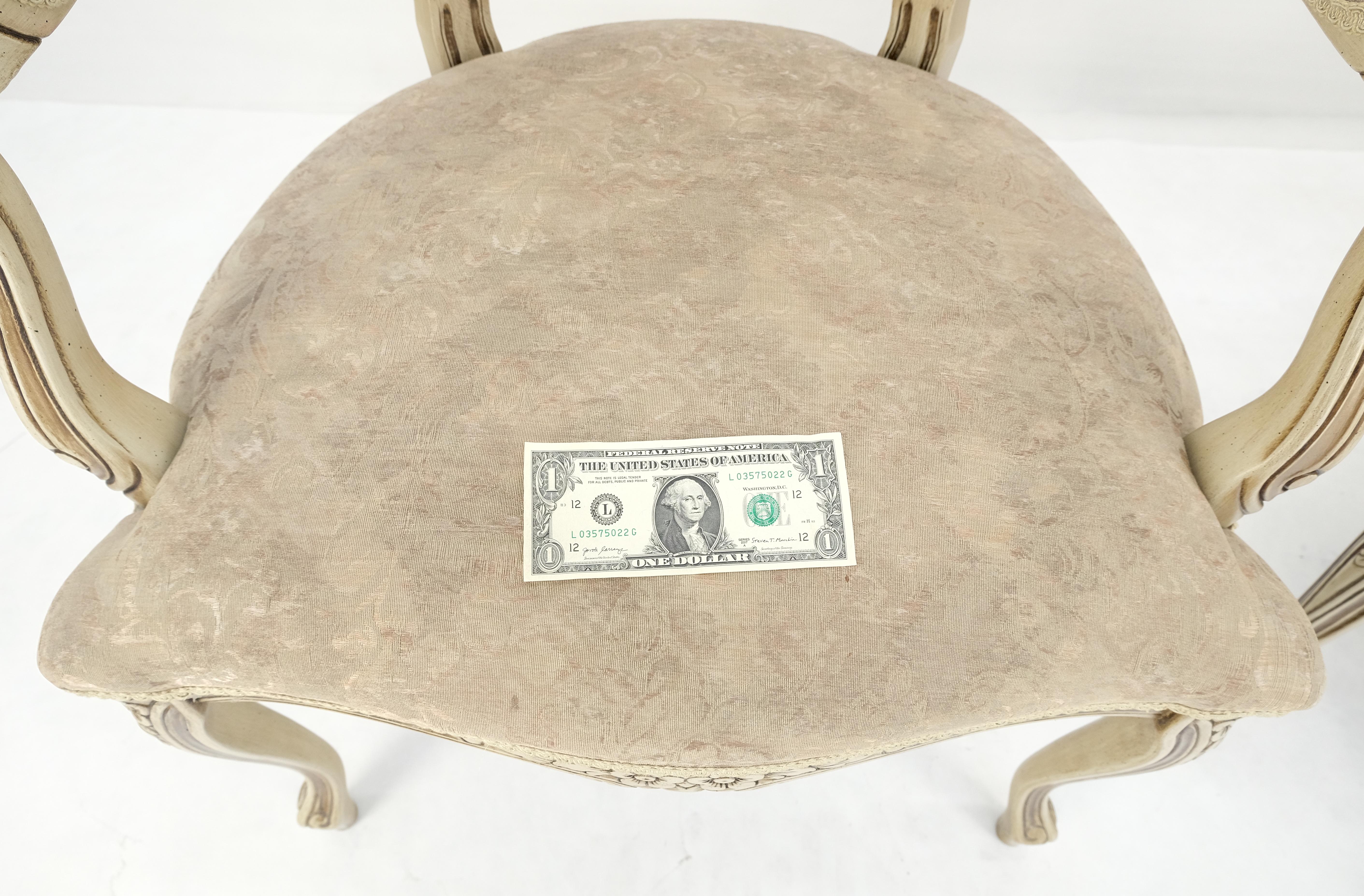Tissu d'ameublement Paire de fauteuils d'appoint de style rustique français, beige, pour le feu MINT en vente