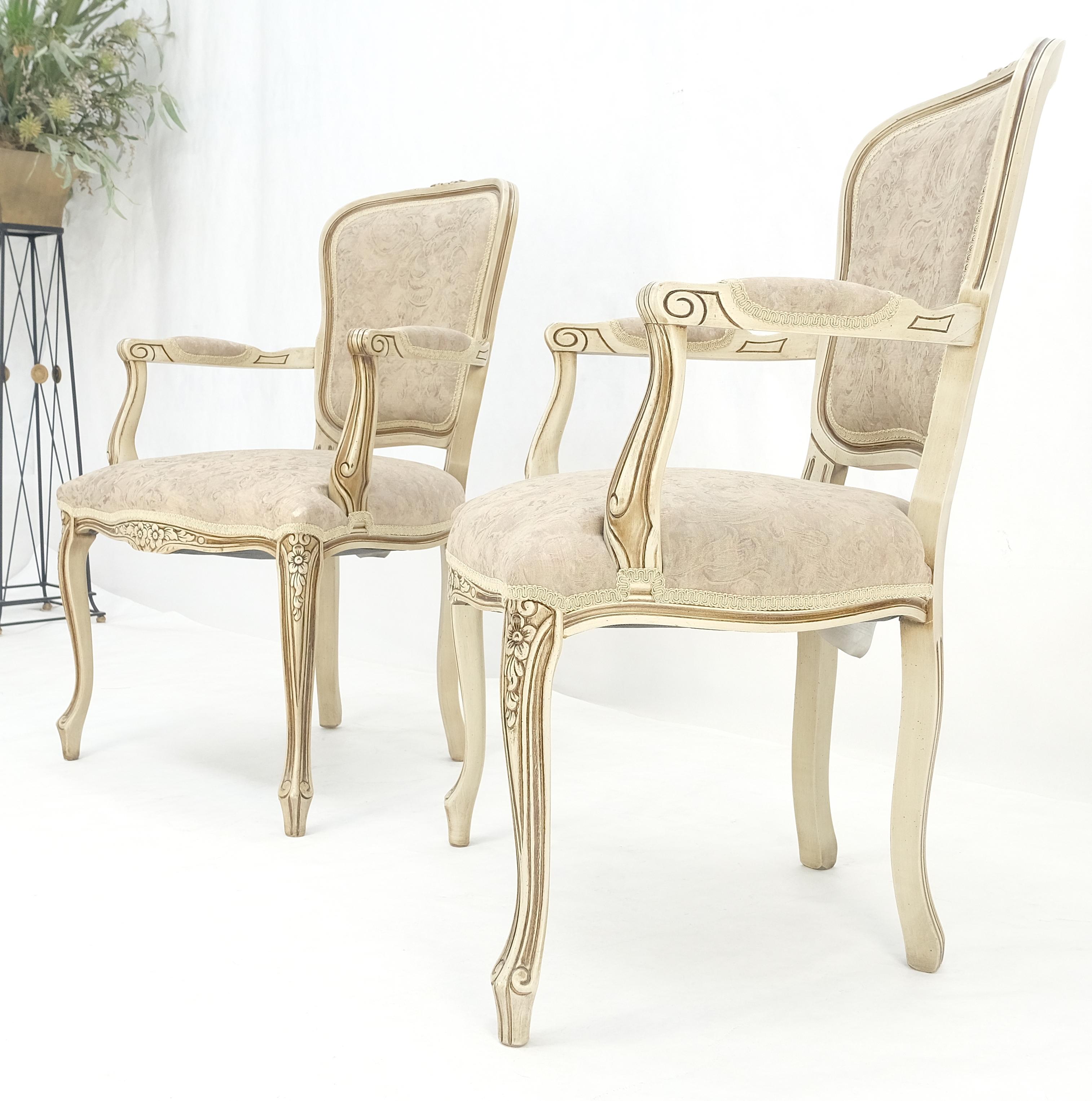 Paire de fauteuils d'appoint de style rustique français, beige, pour le feu MINT en vente 2
