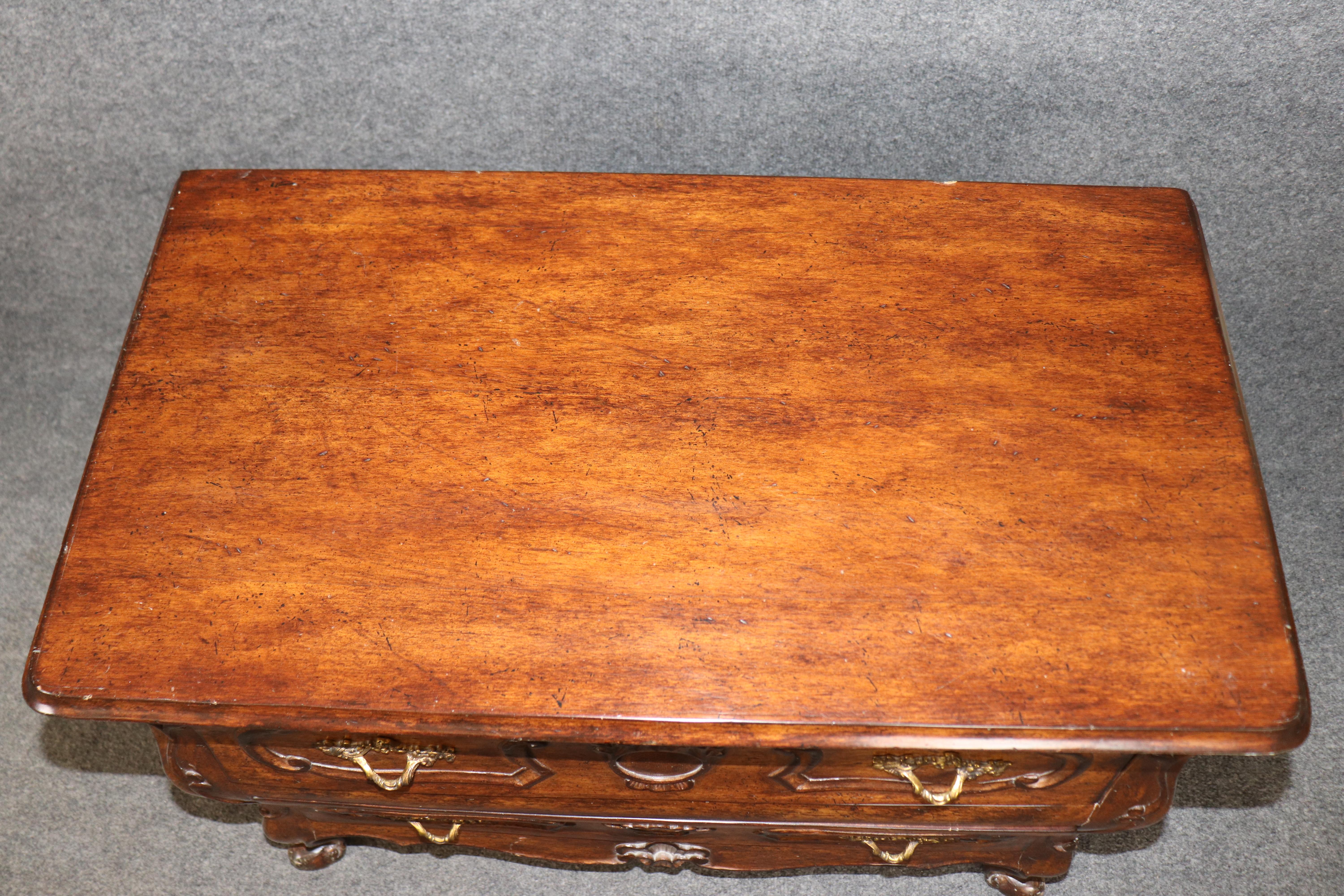 Pair of Louis XV Style Carved Two Drawer Night Stands For Sale 2