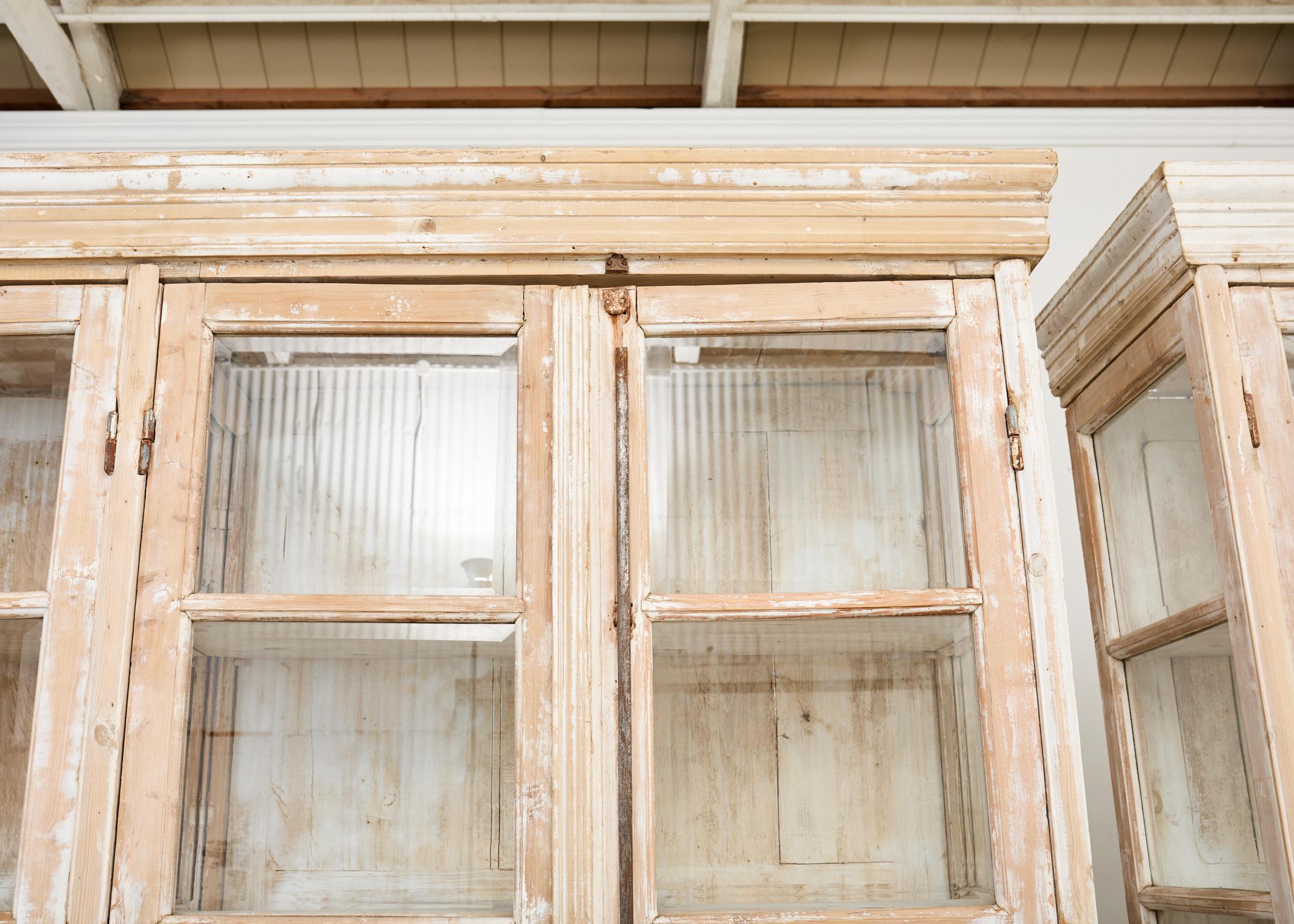 Pair of Country French Pine Library Bookcases Beveled Glass Doors For Sale 10