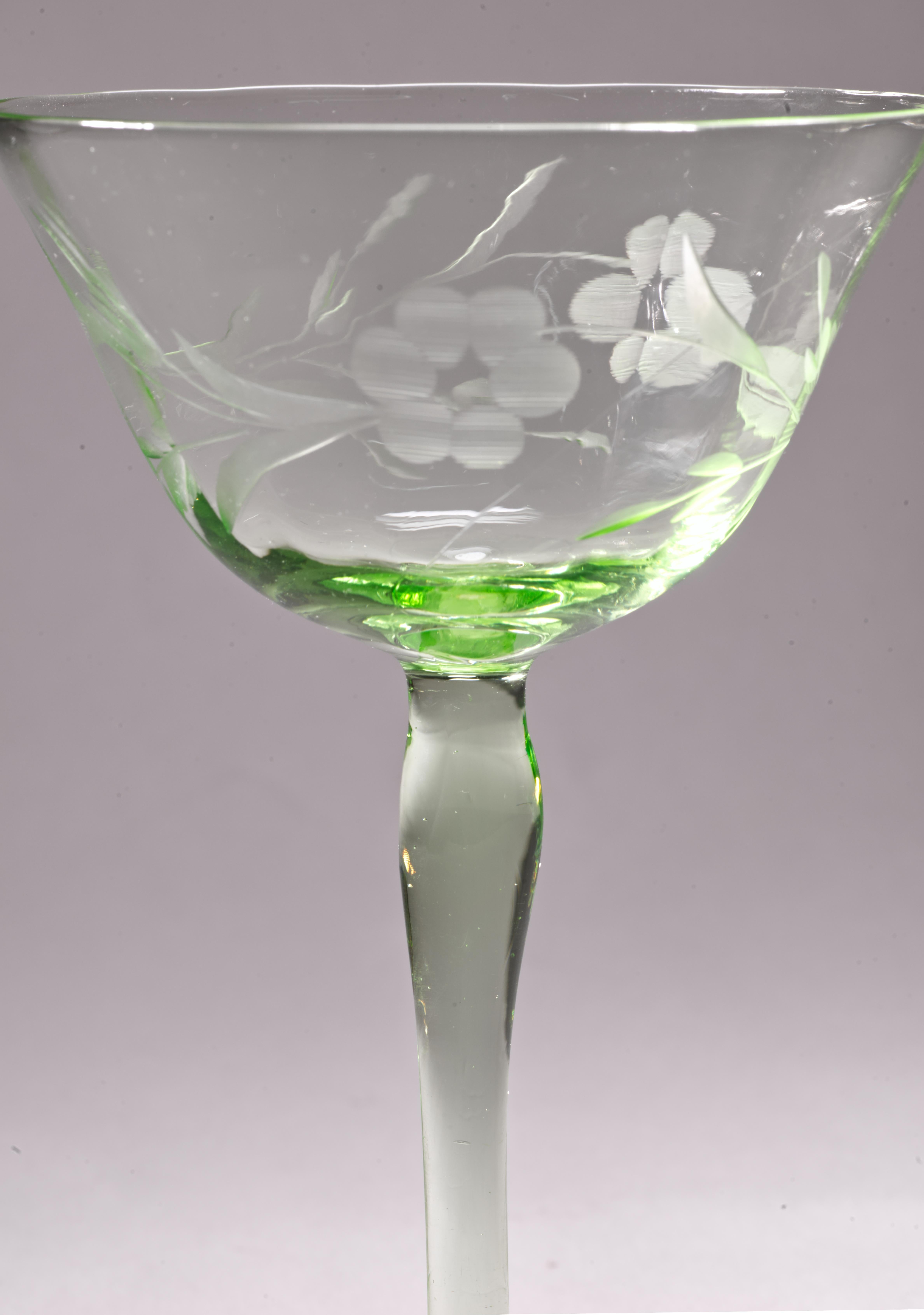 20th Century Pair of Coupe Etched Glasses, Uranium Green Glass Glow in UV Light