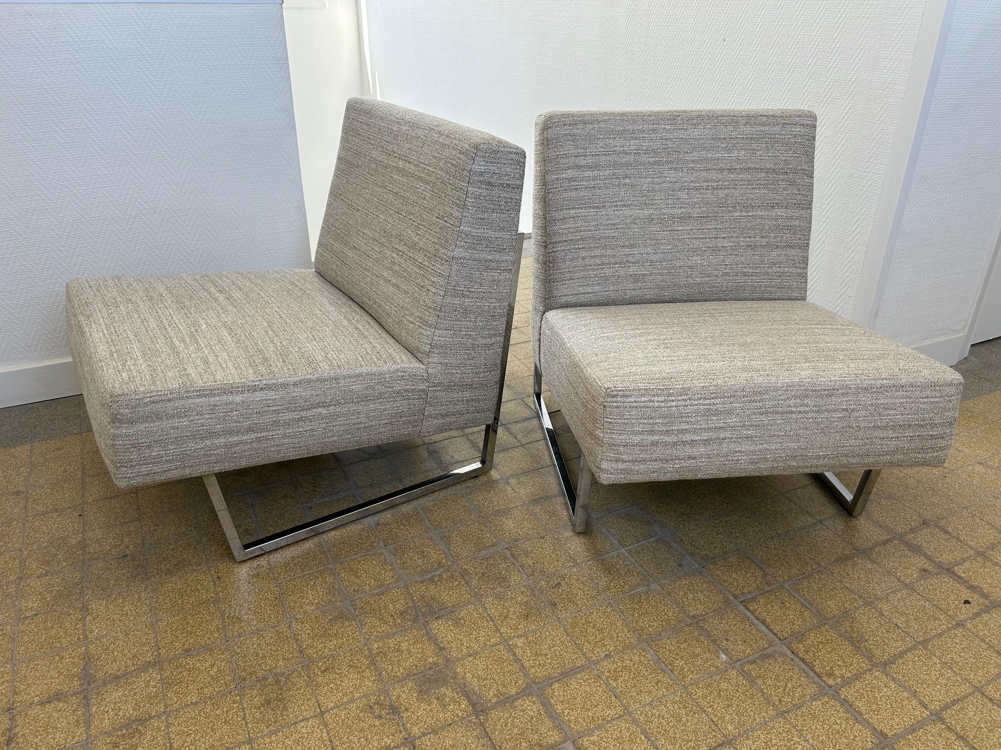 Pareja de sillas bajas 
