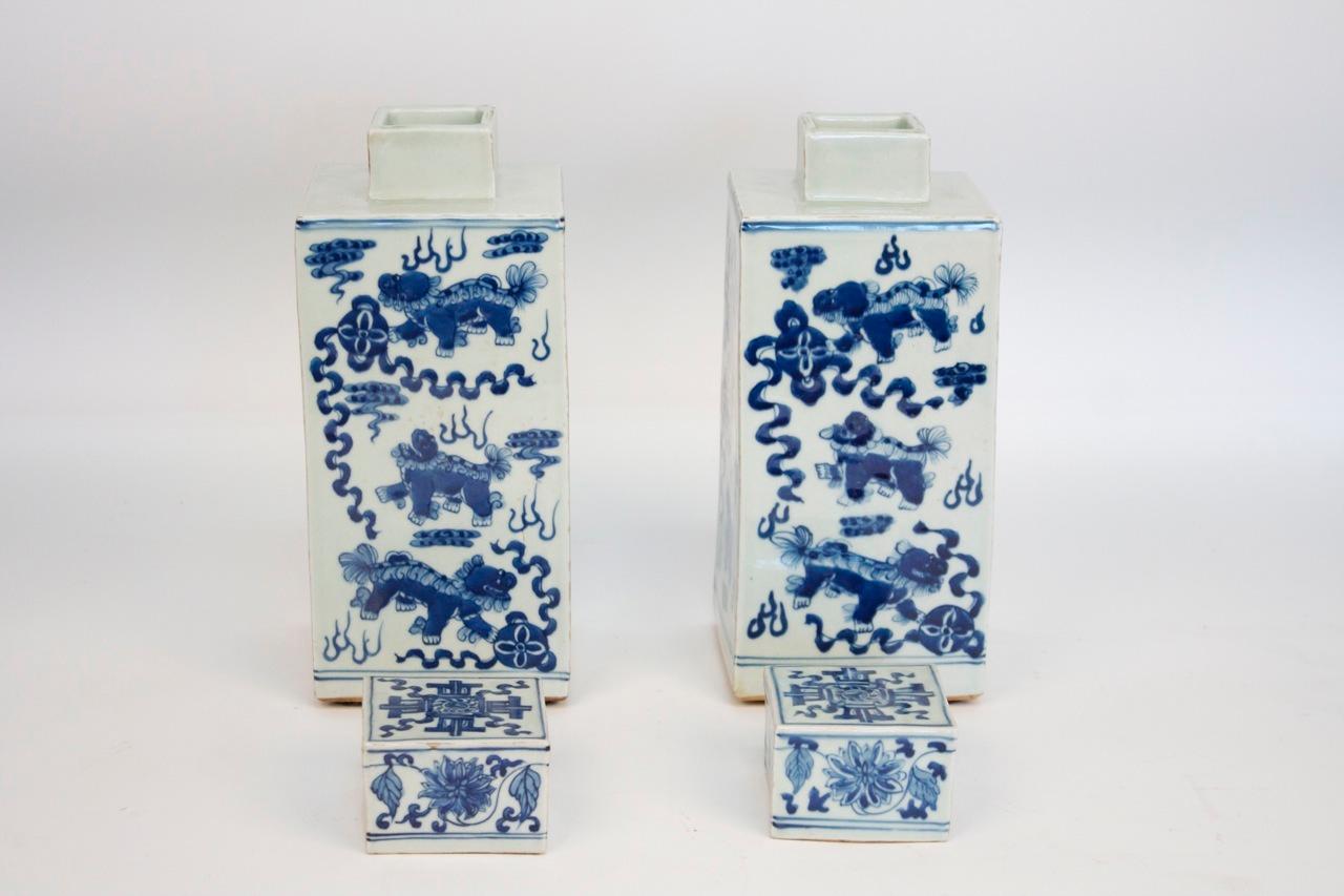 Chinese Pair of Covered Squared Pots, 20th Century