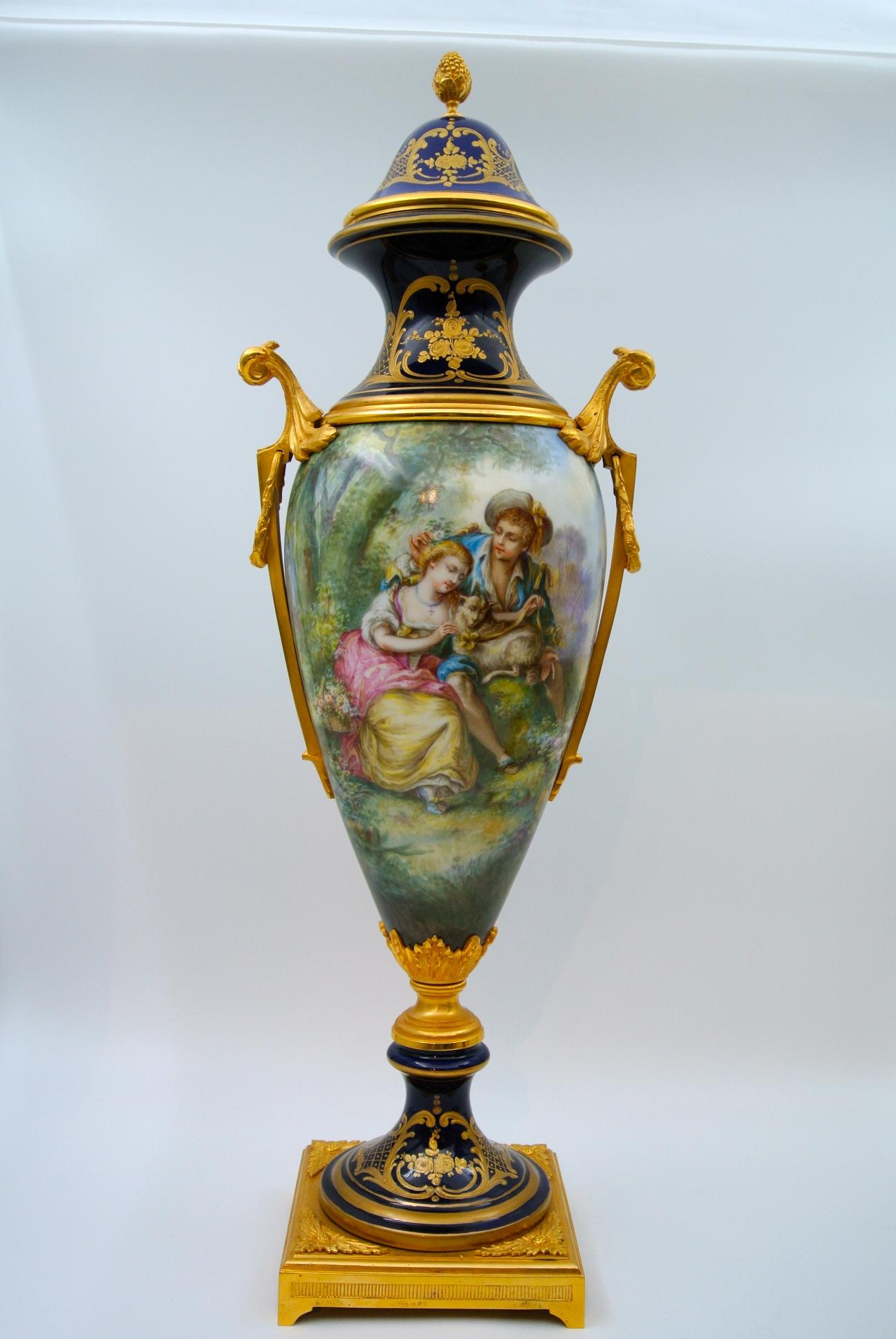 19th Century Pair of Covered Vases in Sèvres Porcelain