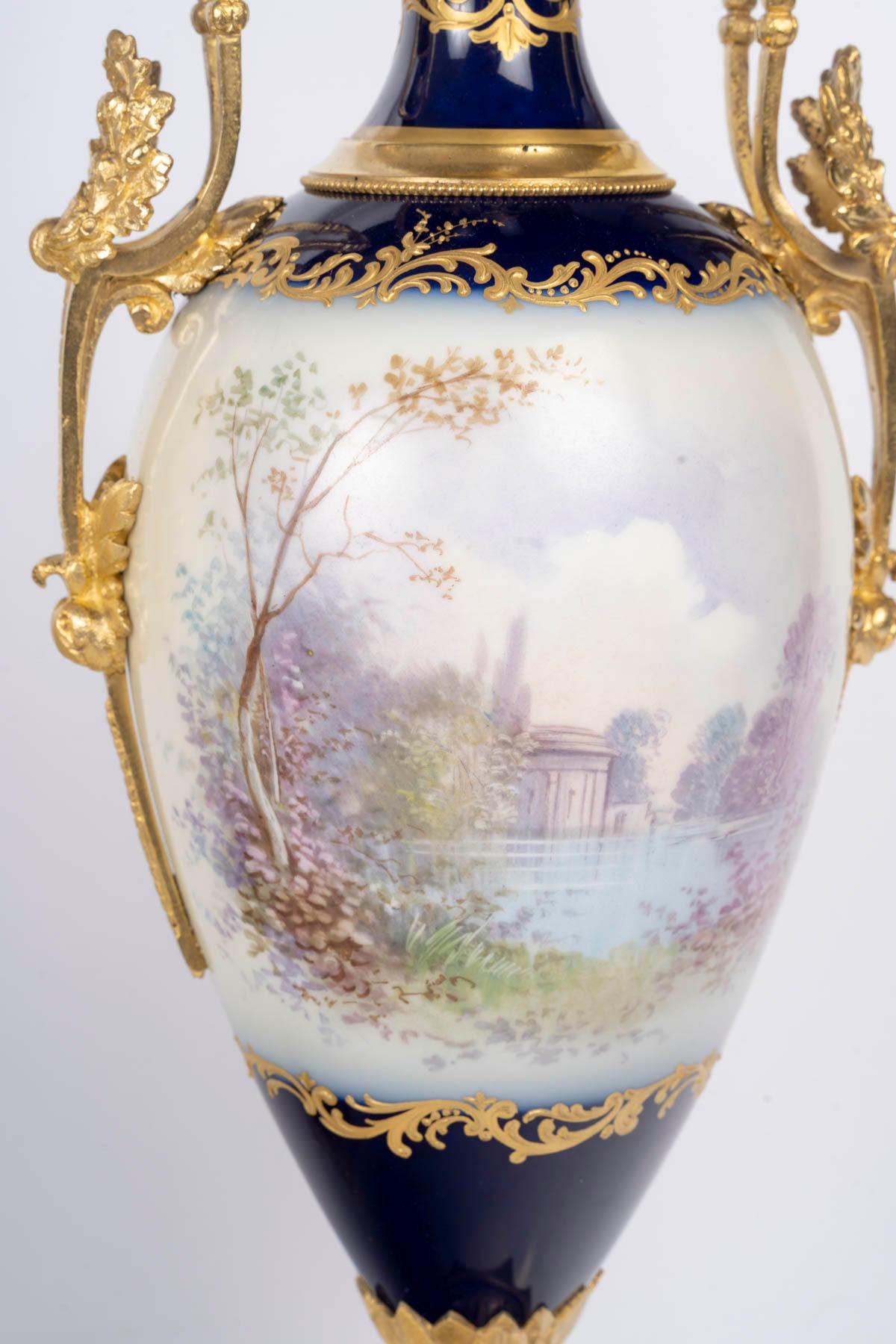 Pair of Covered Vases in Sèvres Porcelain, Napoleon III Period, 19th Century. For Sale 6