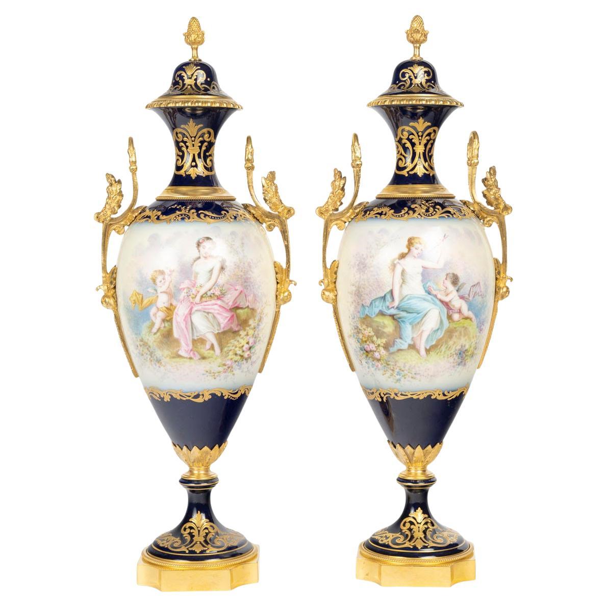 Pair of Covered Vases in Sèvres Porcelain, Napoleon III Period, 19th Century. For Sale